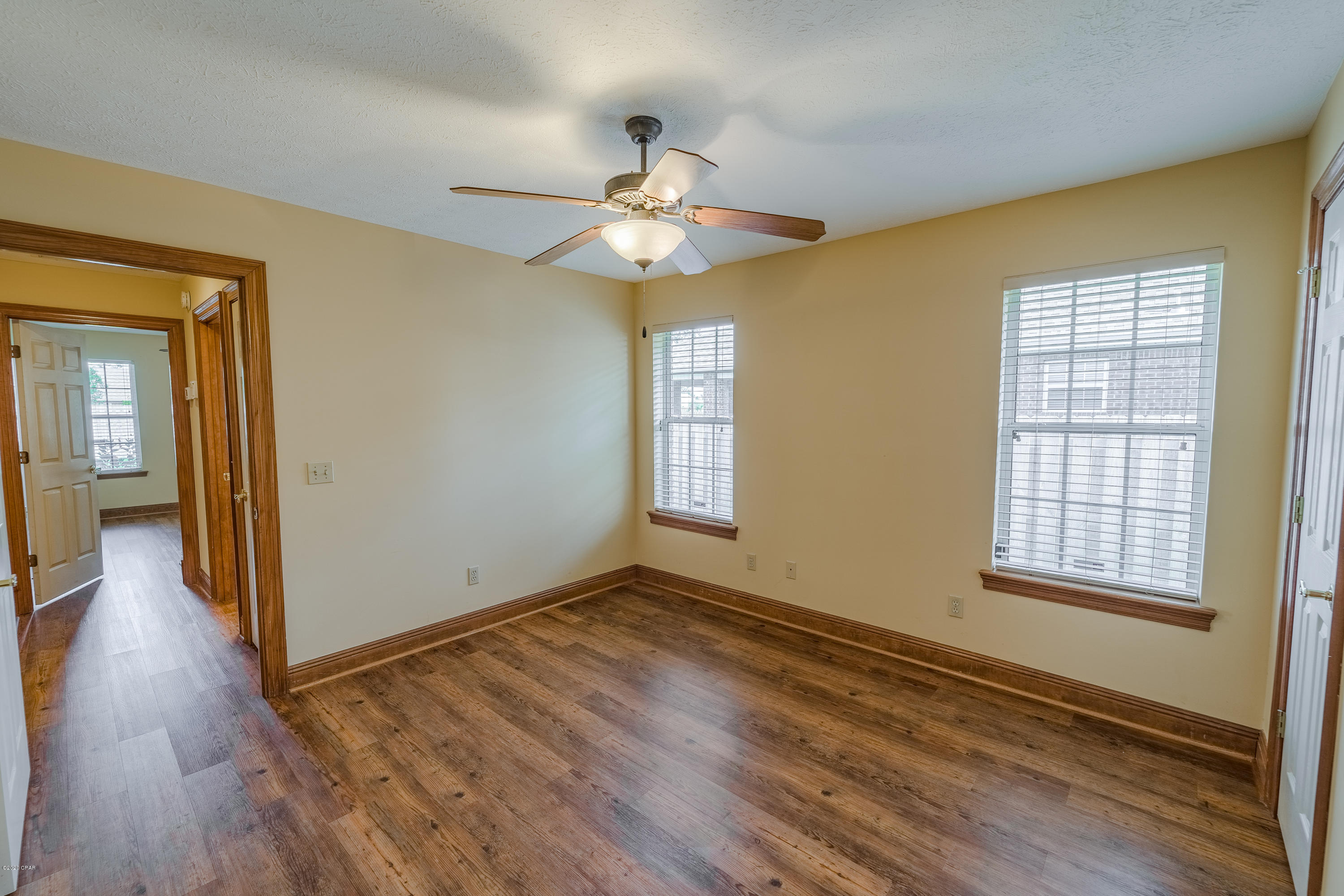 Huntington Ridge - Residential