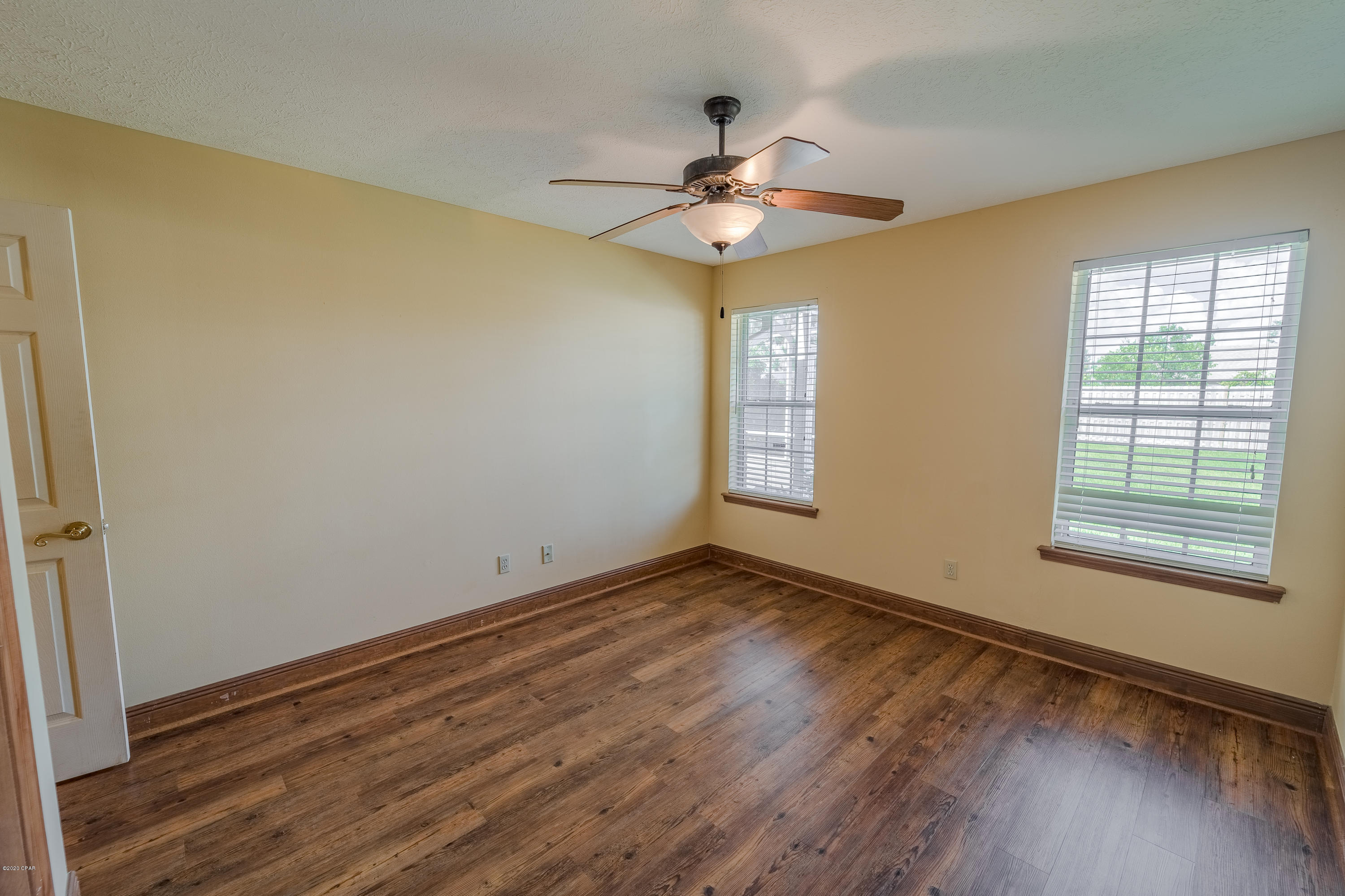 Huntington Ridge - Residential