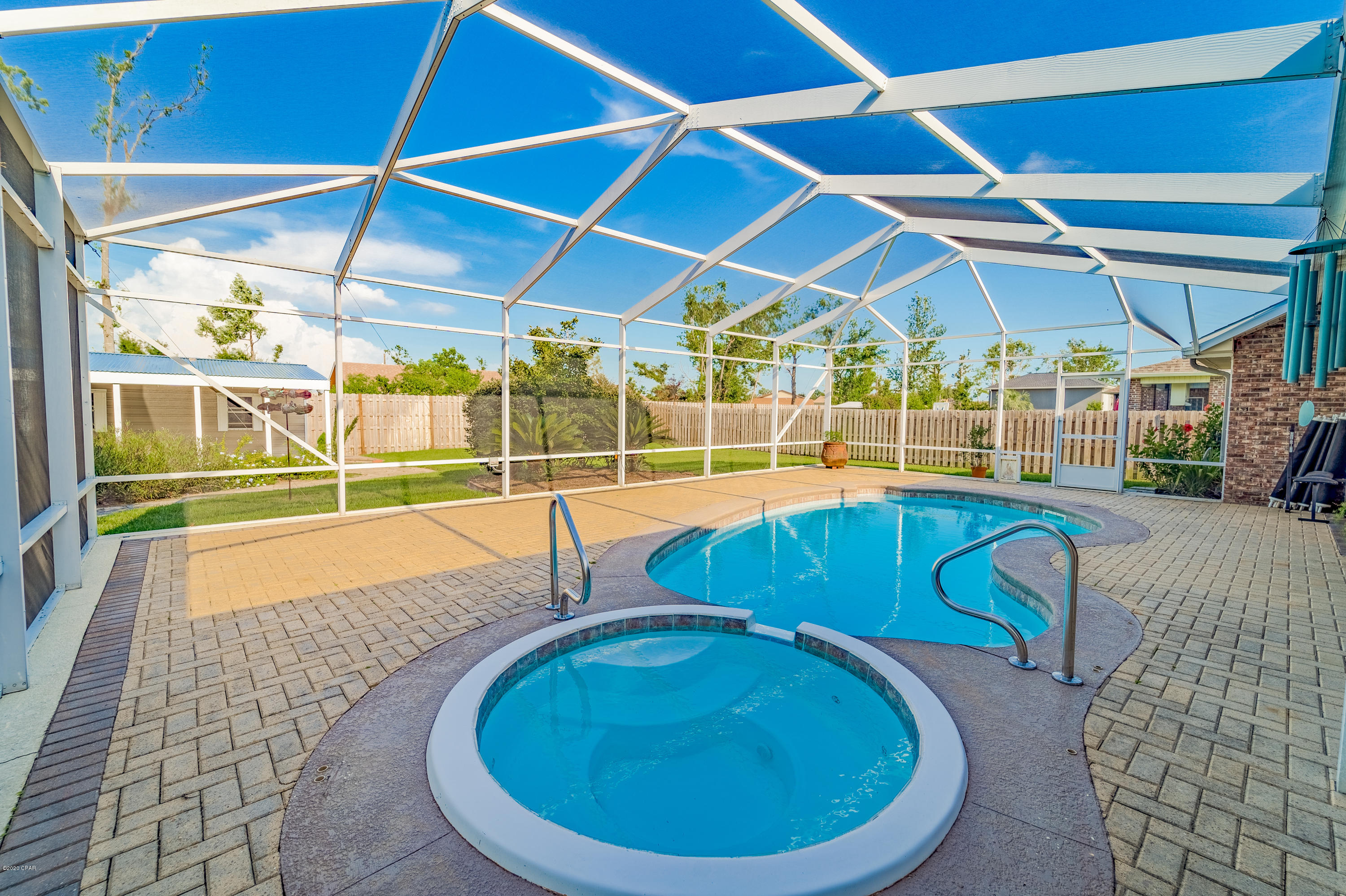 Huntington Ridge - Residential