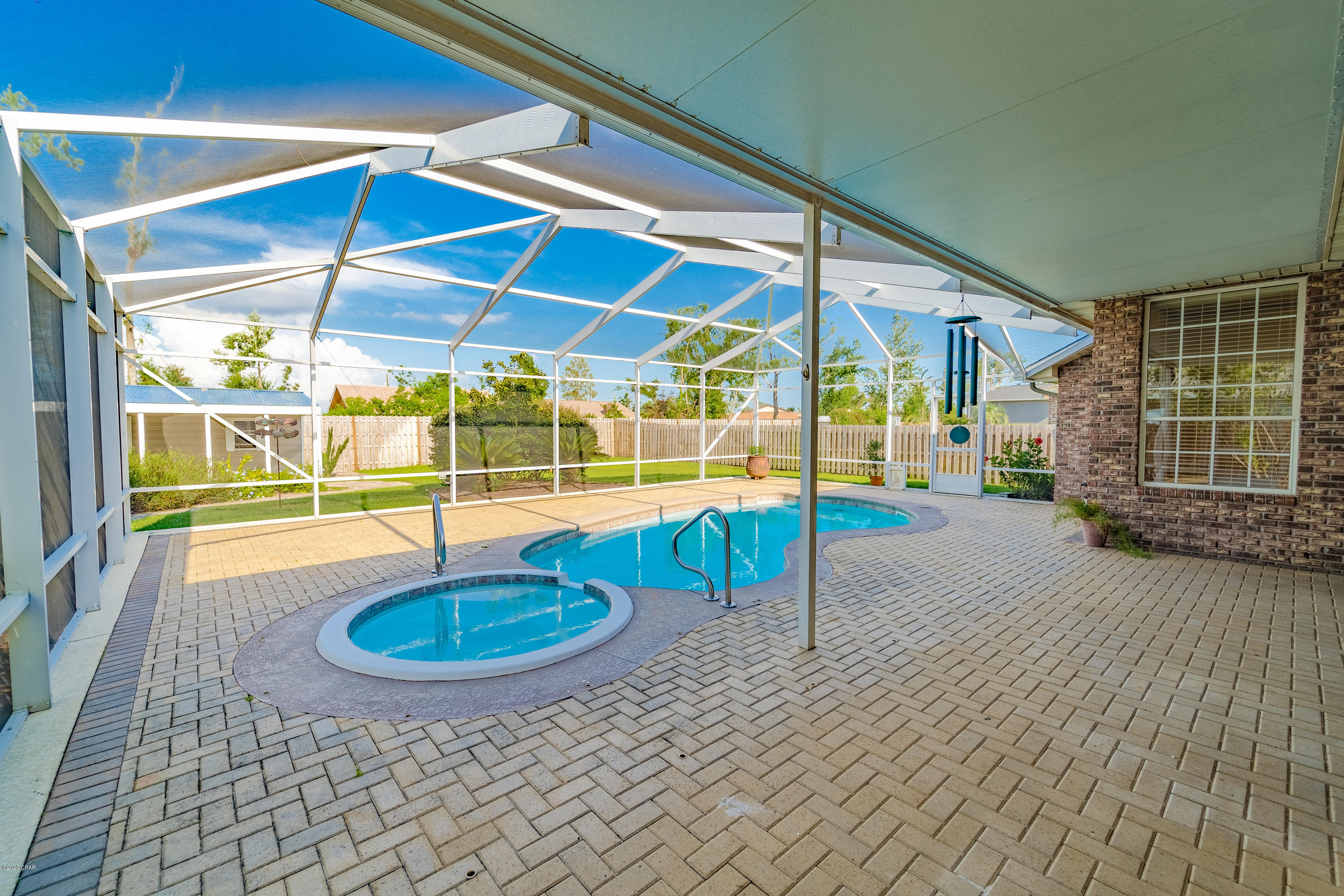 Huntington Ridge - Residential