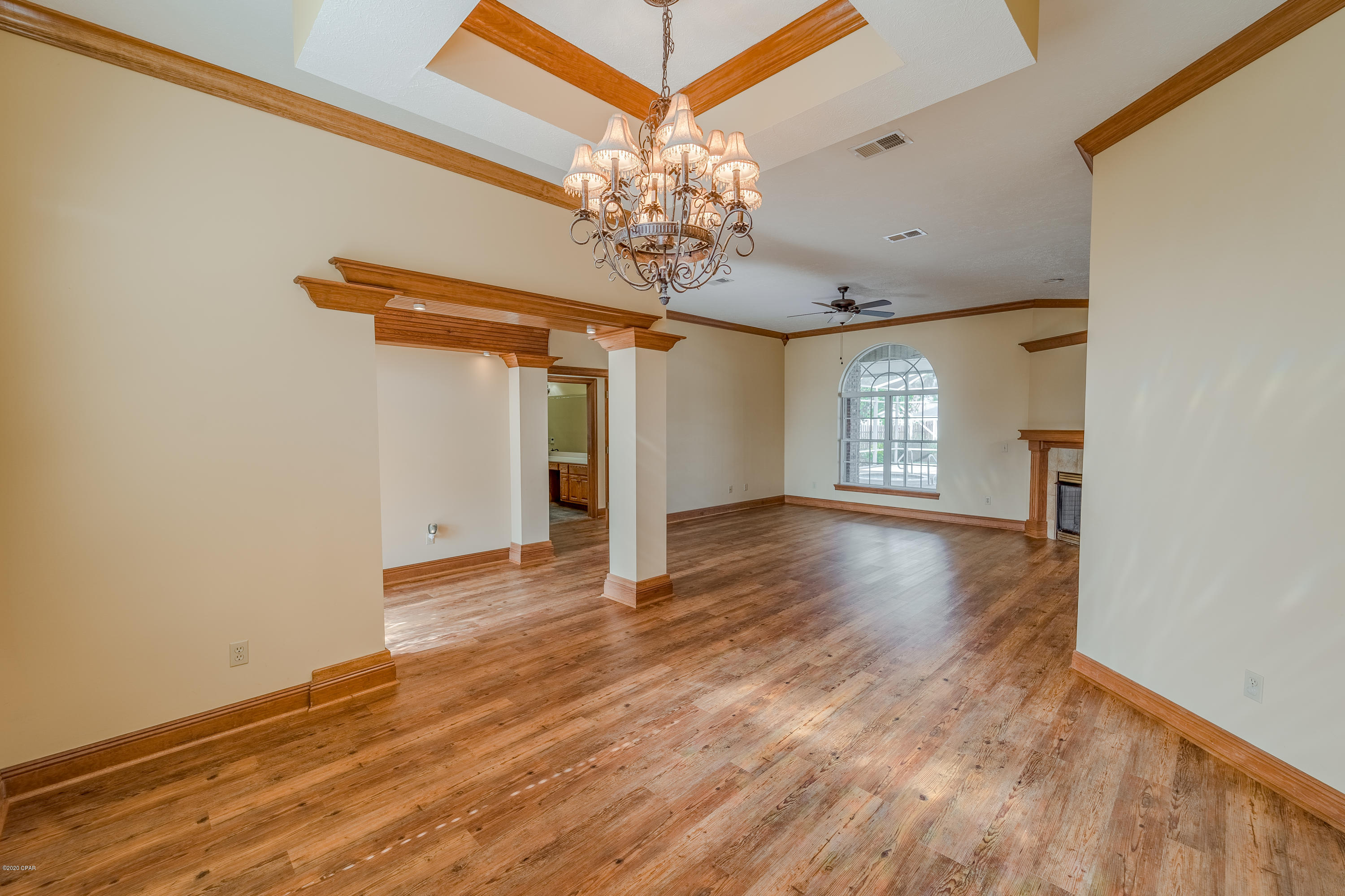 Huntington Ridge - Residential