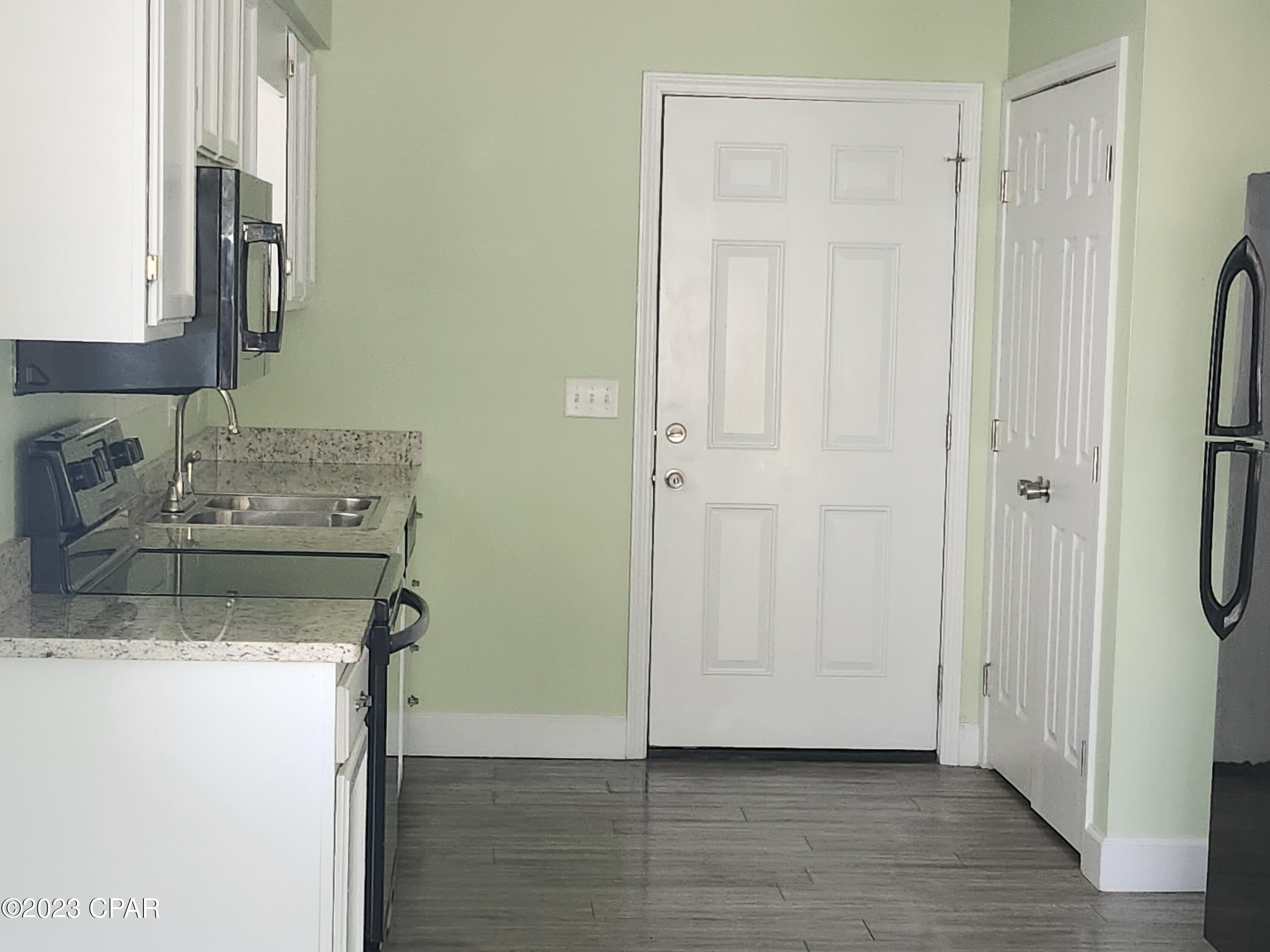 [No Recorded Subdiv] - Residential Lease