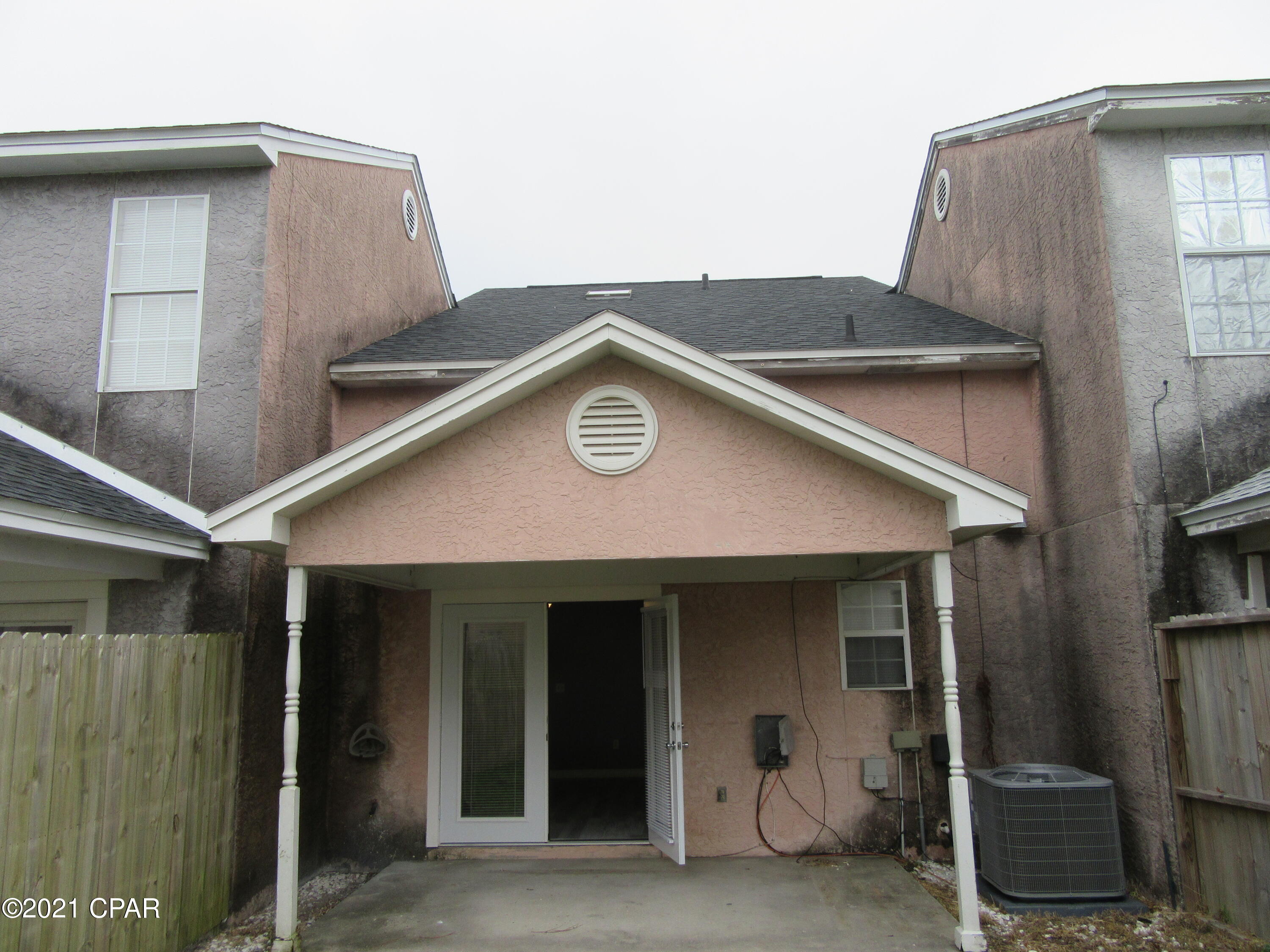 [No Recorded Subdiv] - Residential Lease