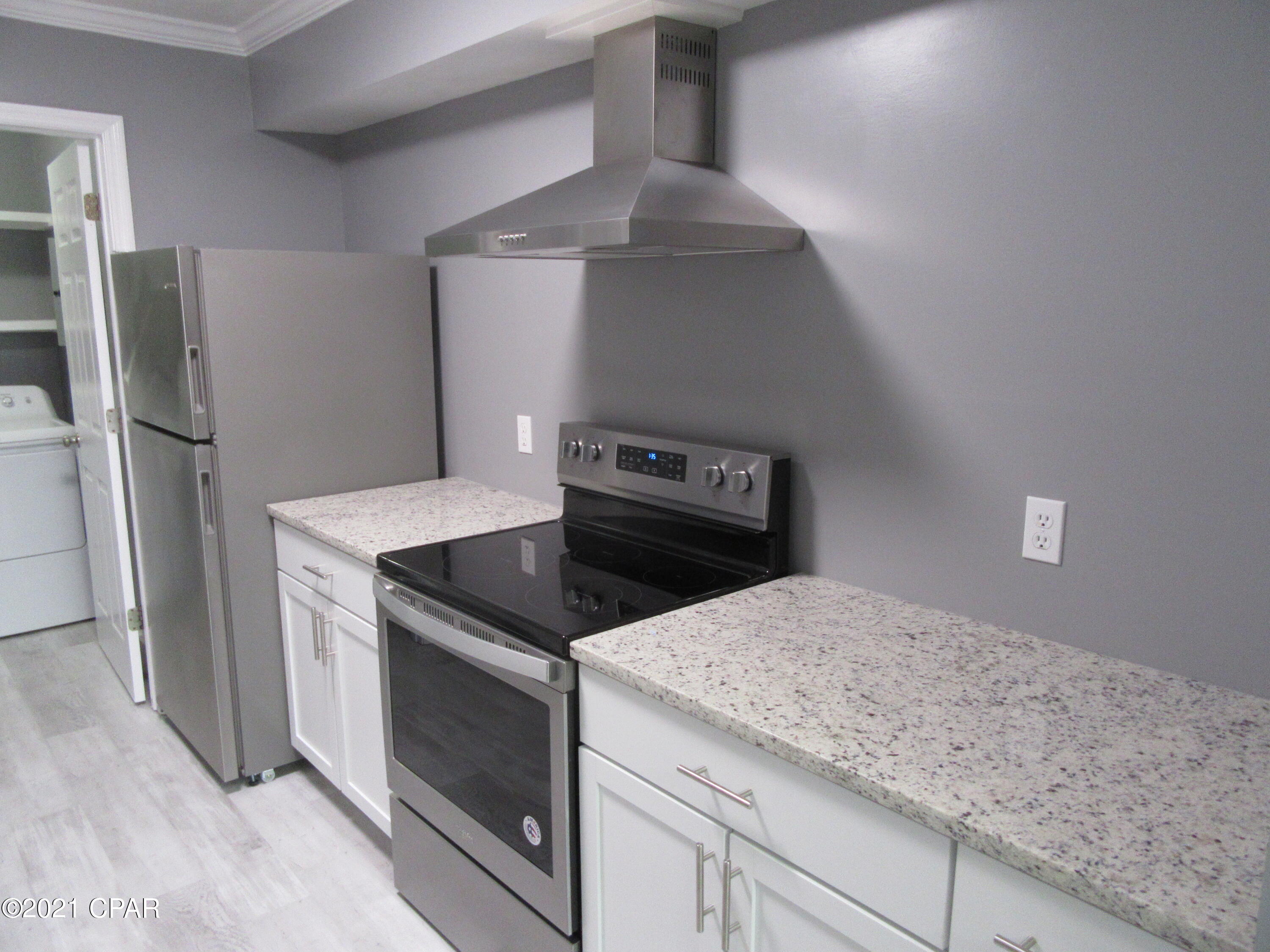 [No Recorded Subdiv] - Residential Lease