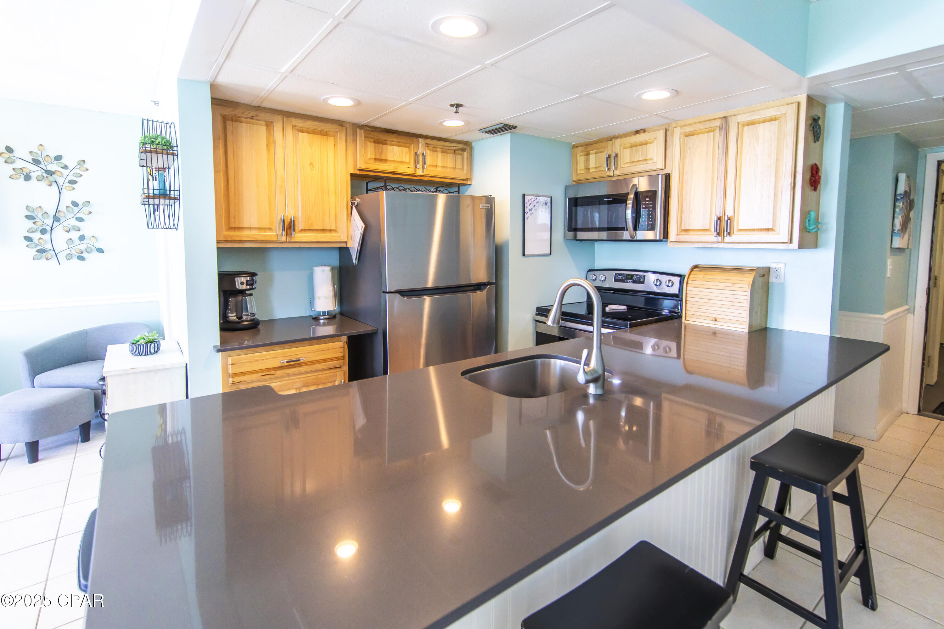 Sunbird Condo - Residential