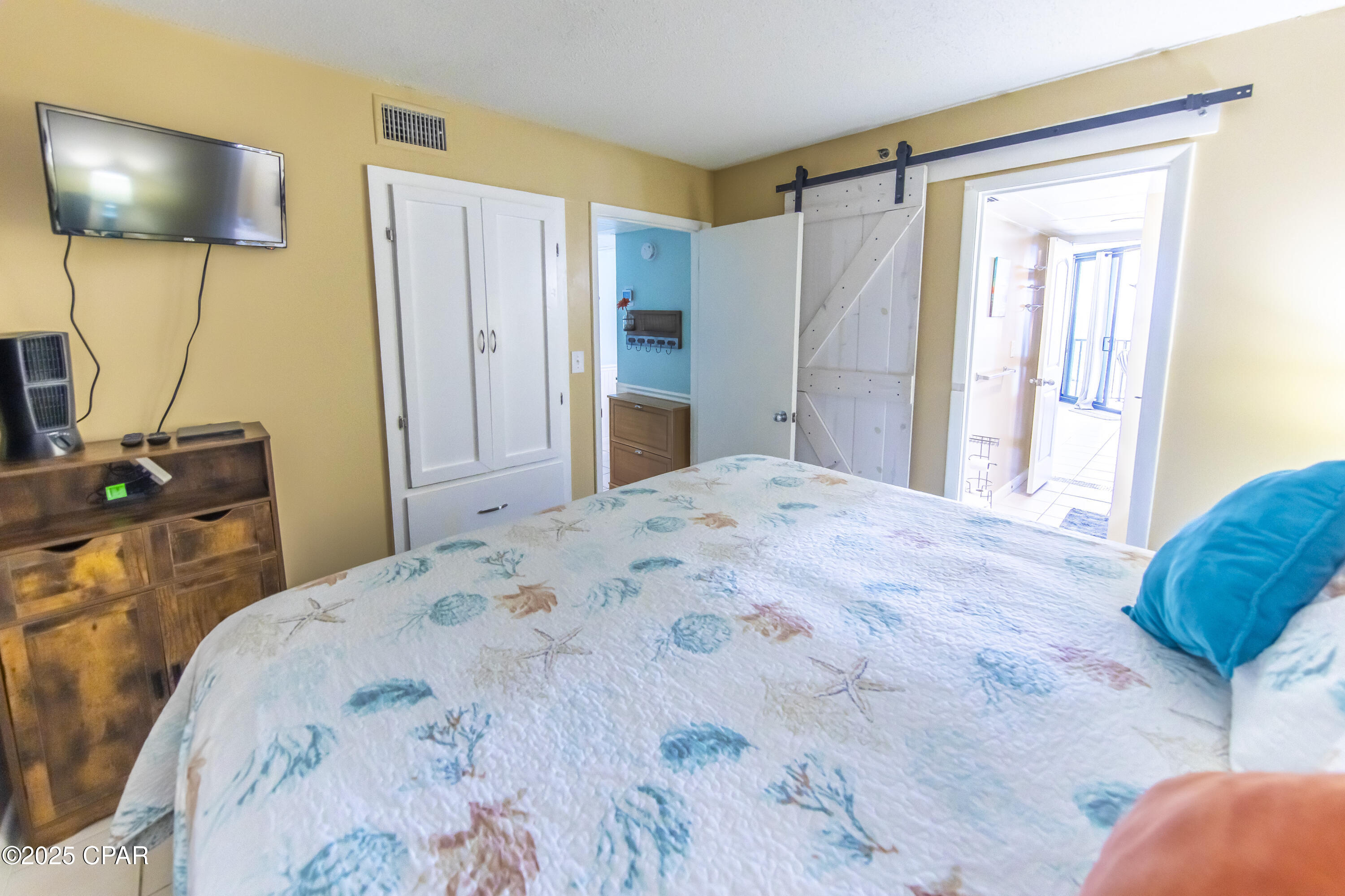 Sunbird Condo - Residential