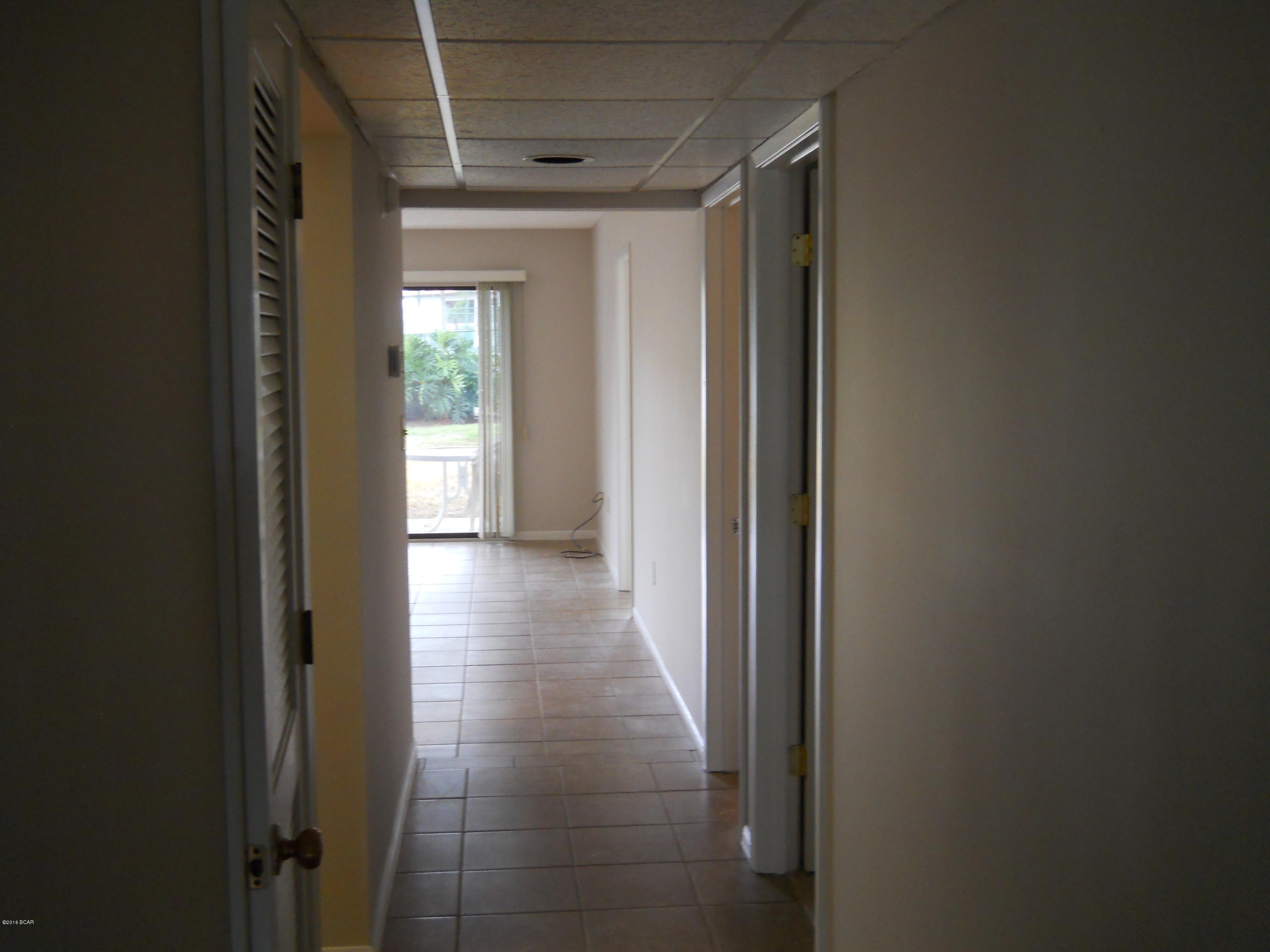 River Oaks Tennis Villas - Residential