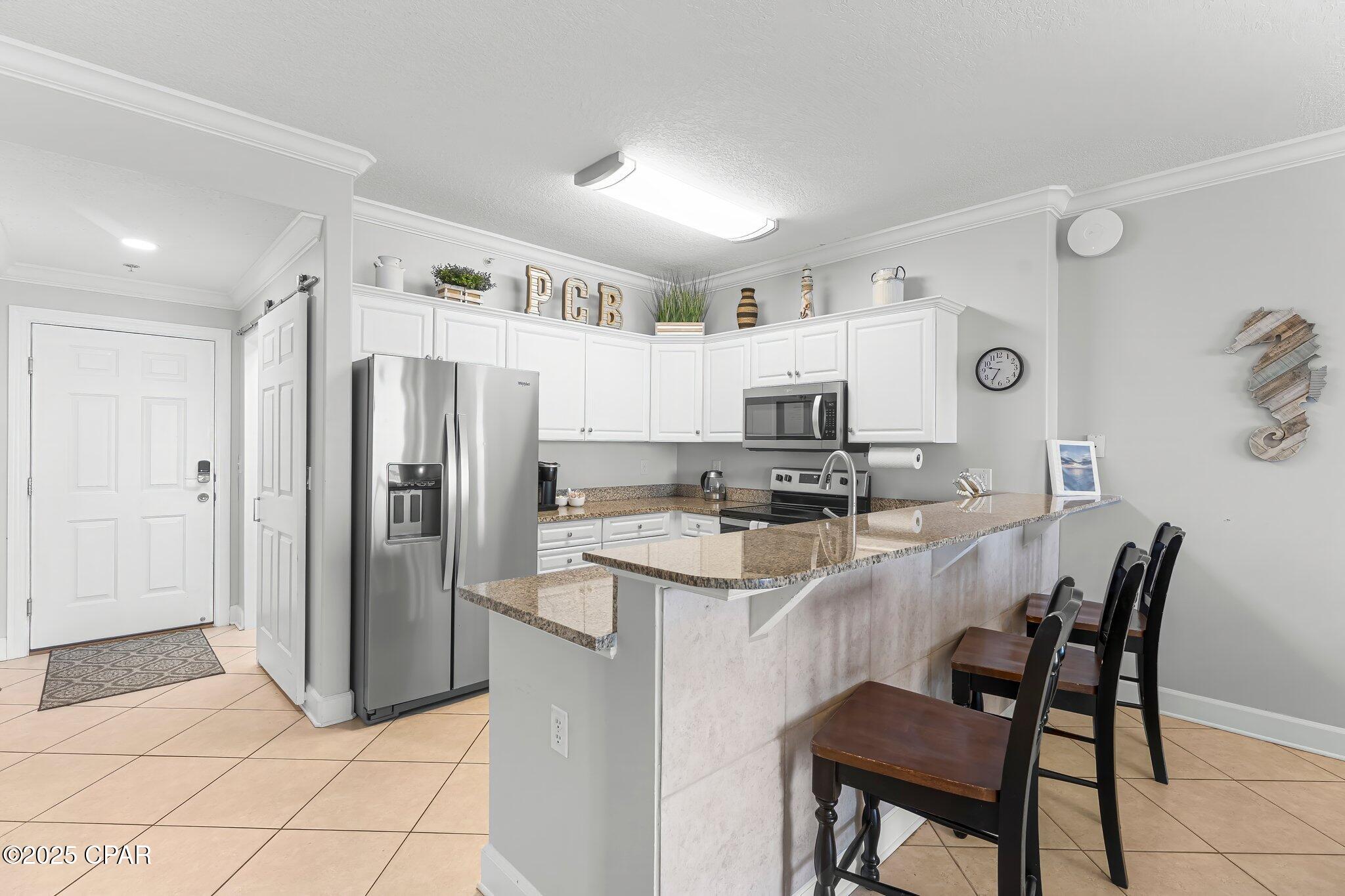 Twin Palms Resort - Residential