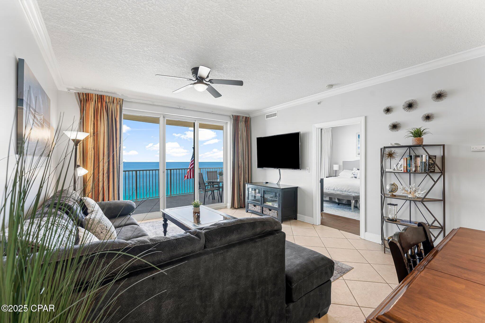 Twin Palms Resort - Residential