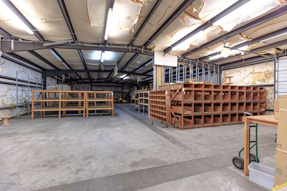 [No Recorded Subdiv] - Commercial Lease