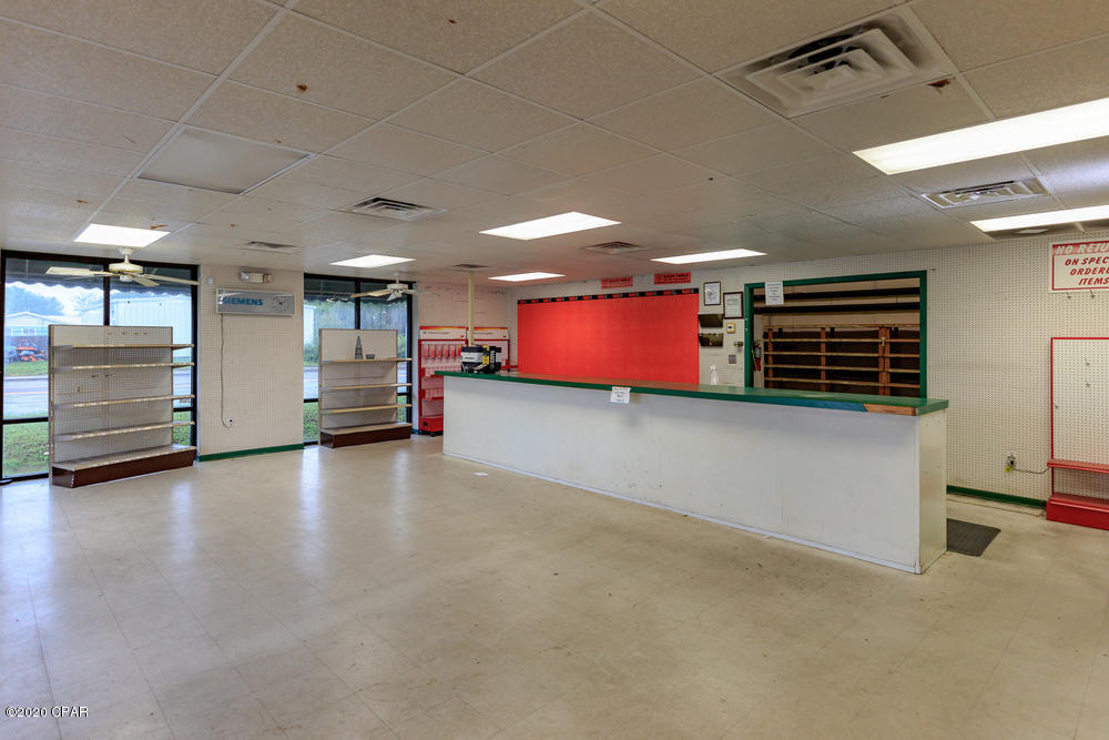 [No Recorded Subdiv] - Commercial Lease