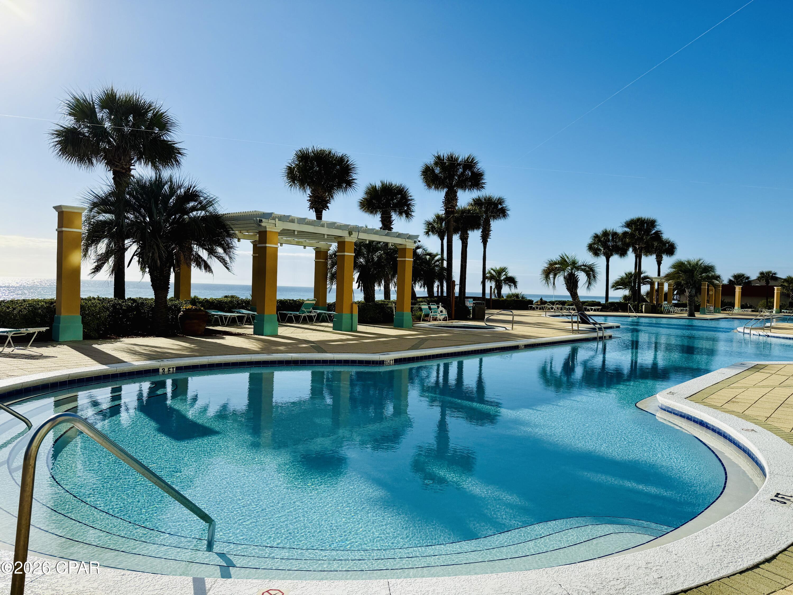 En Soleil Condo - Residential