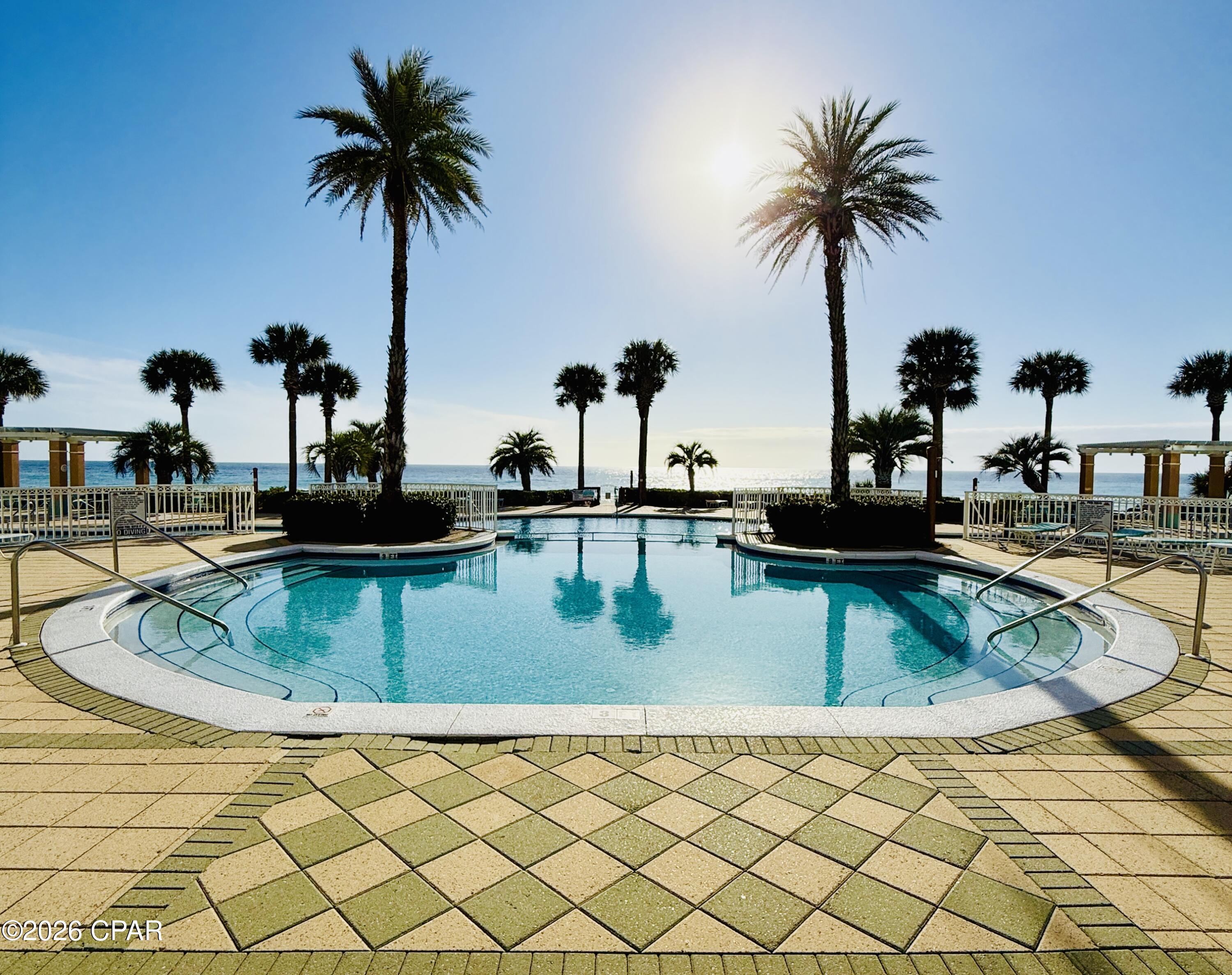 En Soleil Condo - Residential