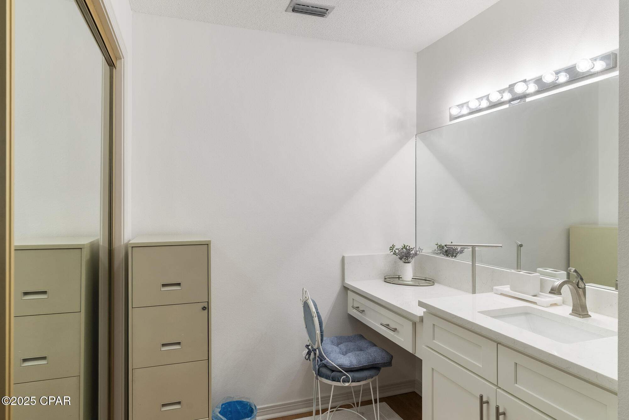 Sunny Hills - Residential