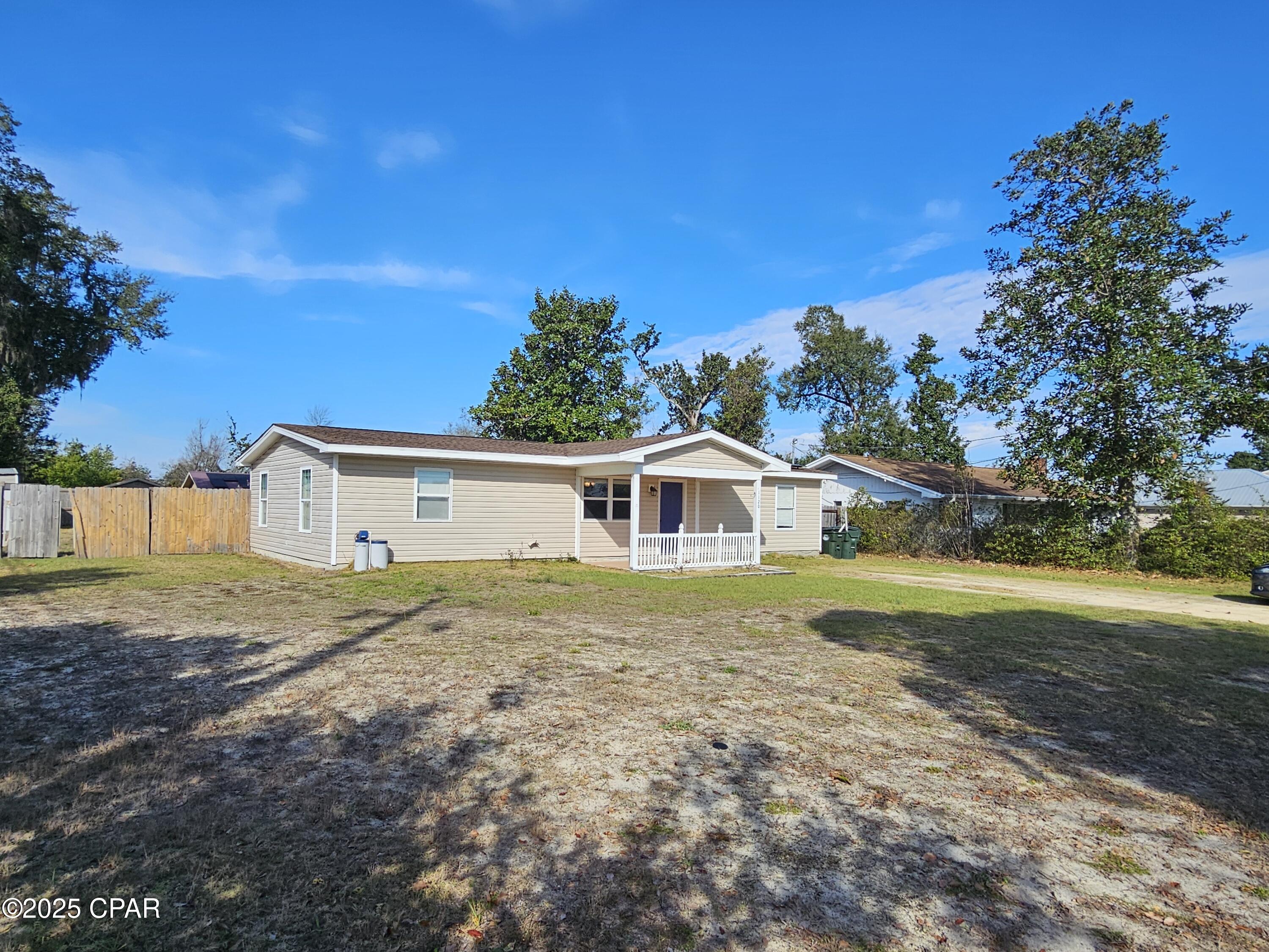 [No Recorded Subdiv] - Residential Lease