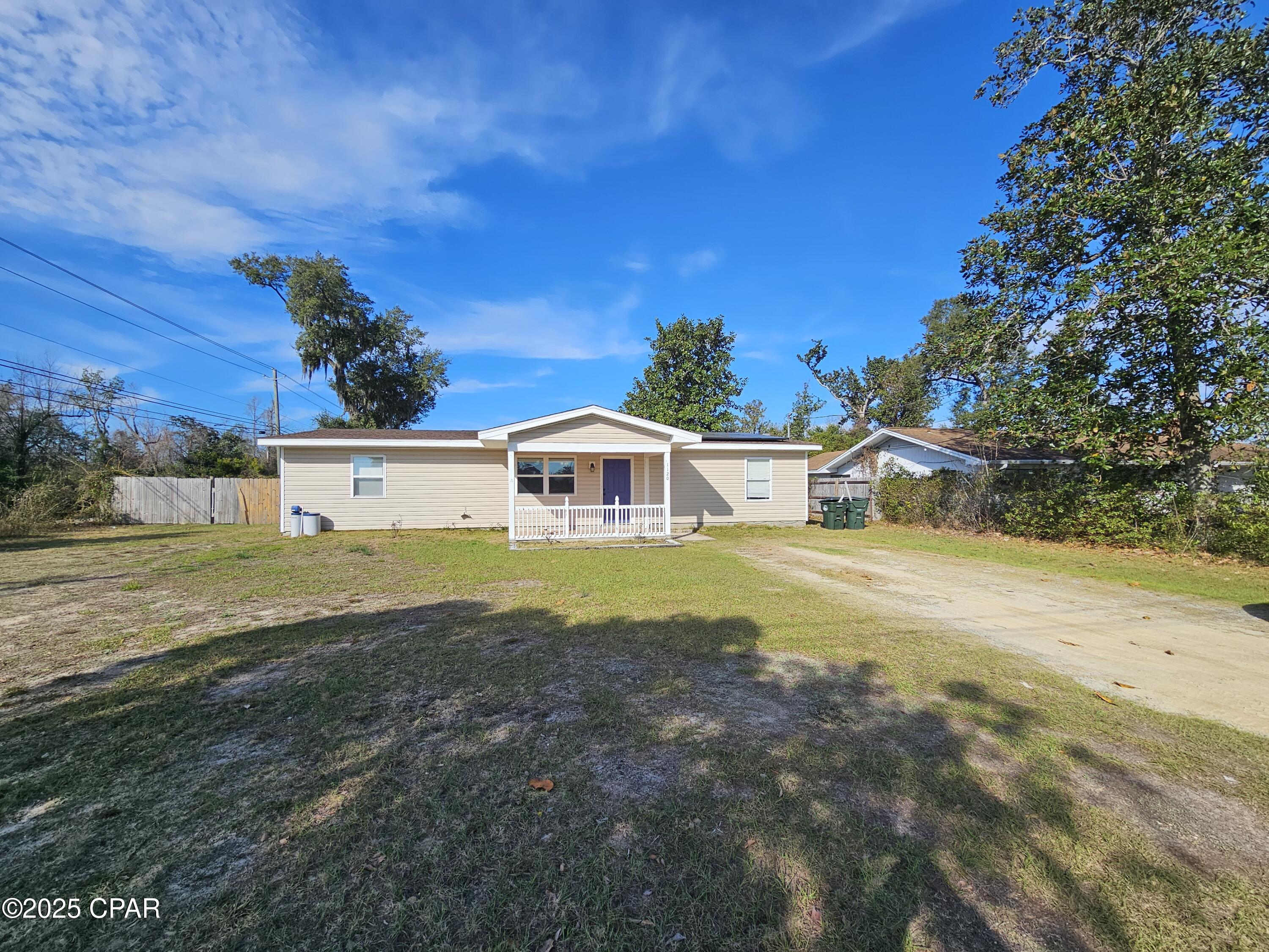 [No Recorded Subdiv] - Residential Lease