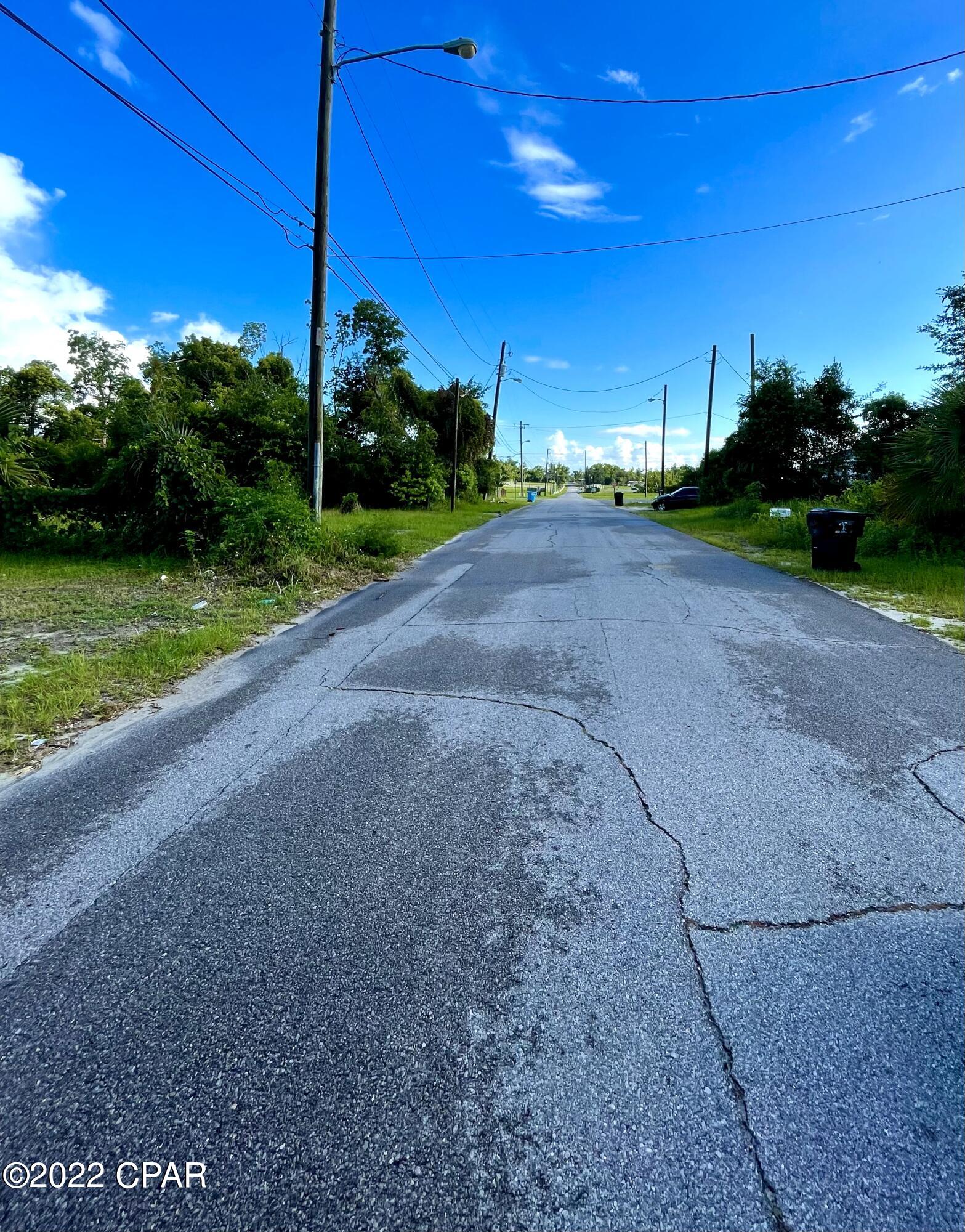 [No Recorded Subdiv] - Land