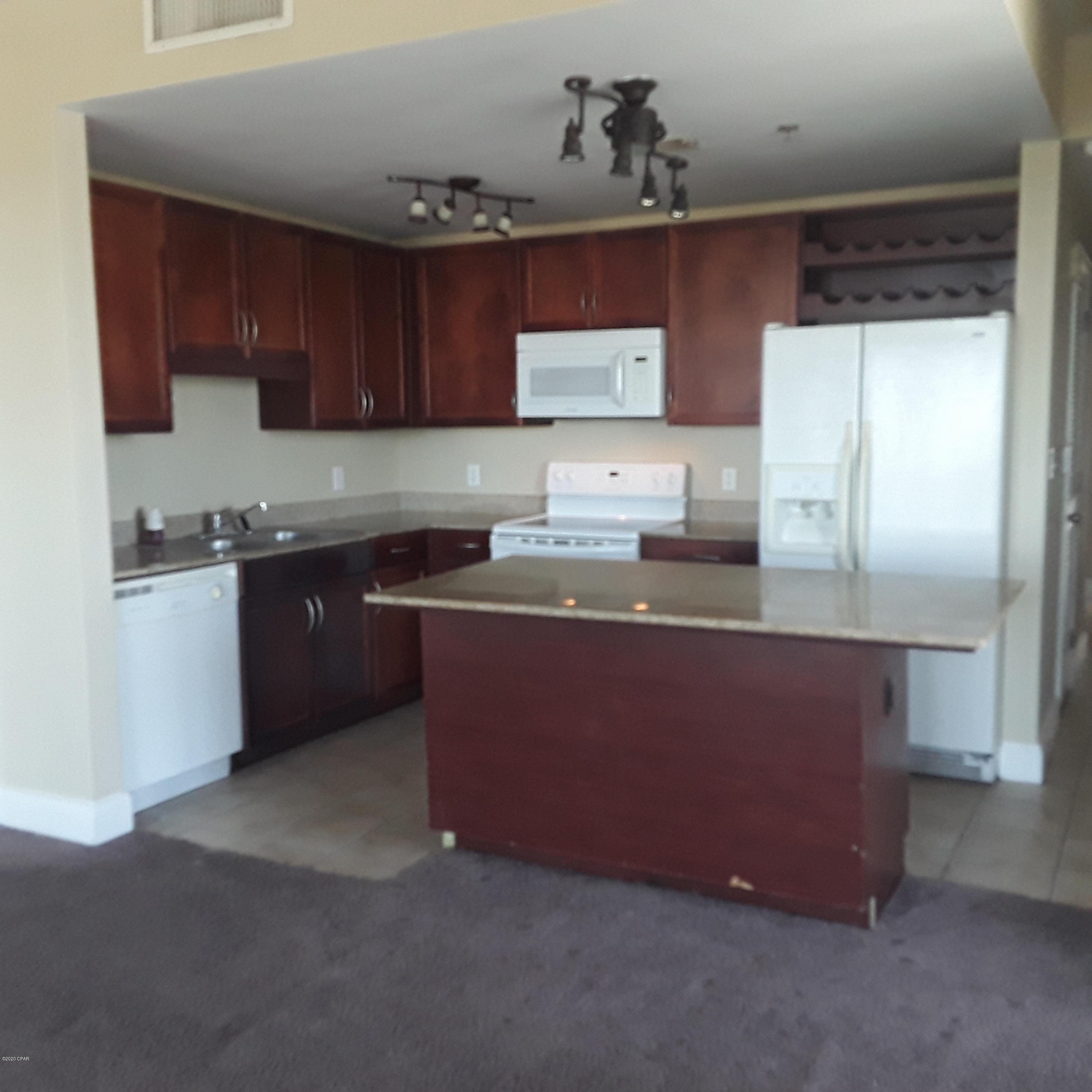 Laketown Wharf - Residential