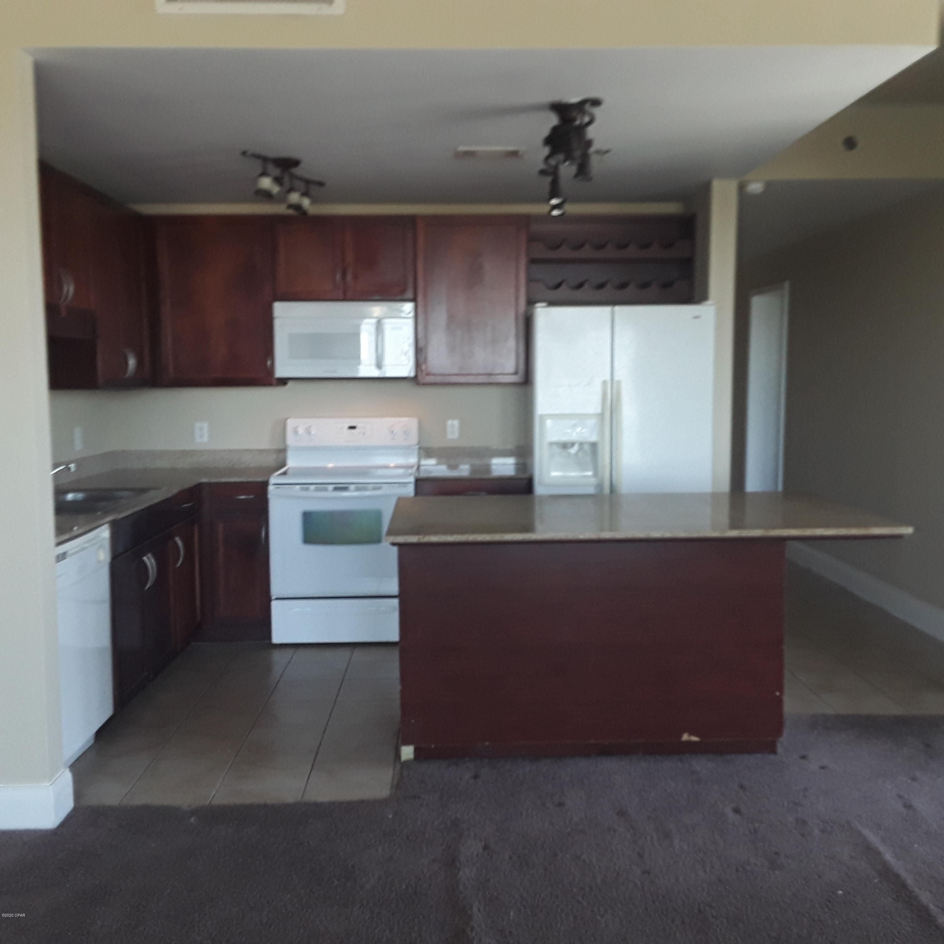 Laketown Wharf - Residential