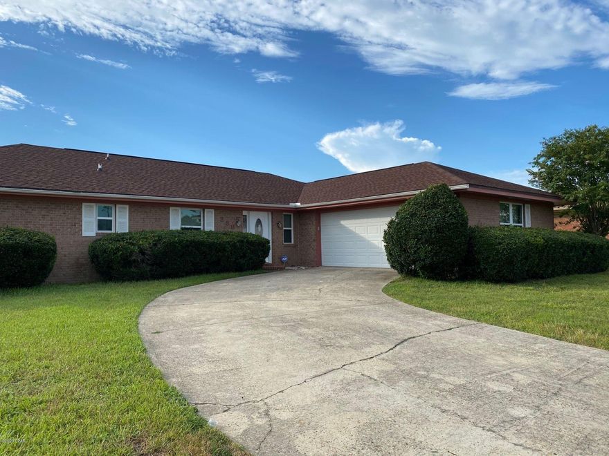 Home located in Callaway close to Tyndall AFB. This home includes a formal living room with a fireplace, breakfast bar, hardwood, tile and carpet flooring, 2 car garage, and a large fenced in yard with an in-ground swimming pool. Pool service included in rent.



*1/2 off security deposit for active duty Military.



*All pets are part of the application process and subject to the homeowner's approval