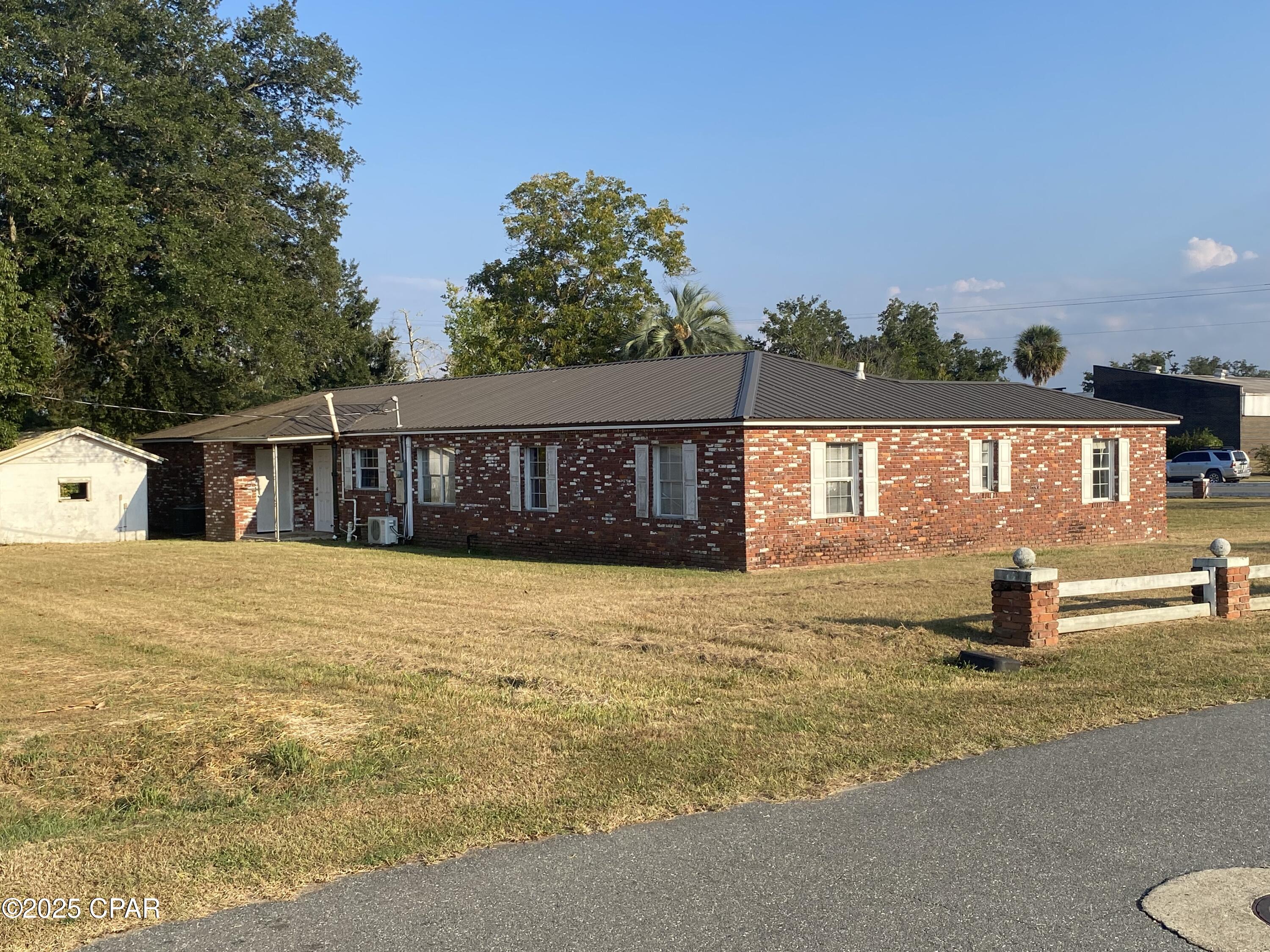 Grand Ridge - Residential