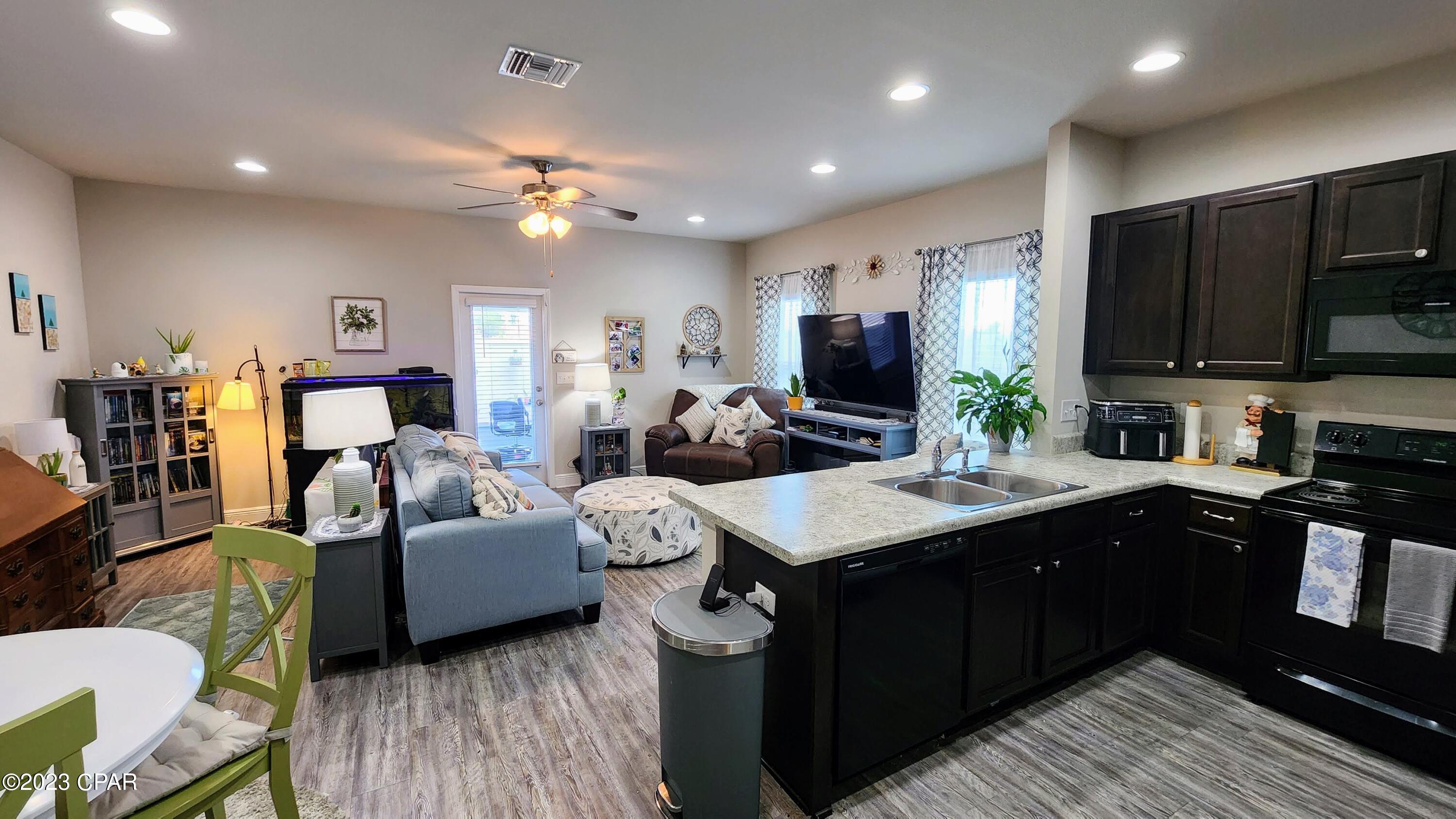 Sentinel Point - Residential