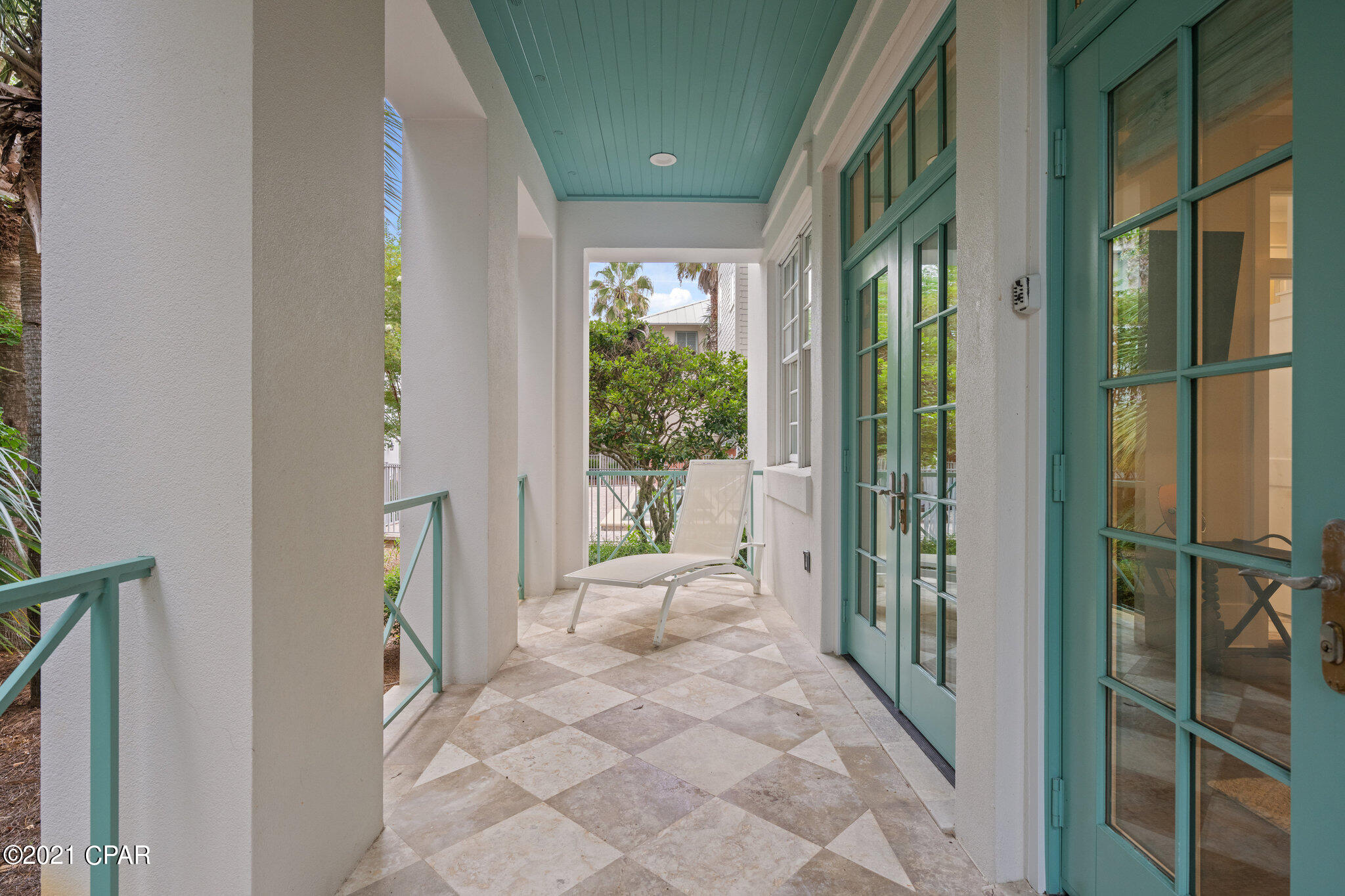 Frangista Beach - Residential