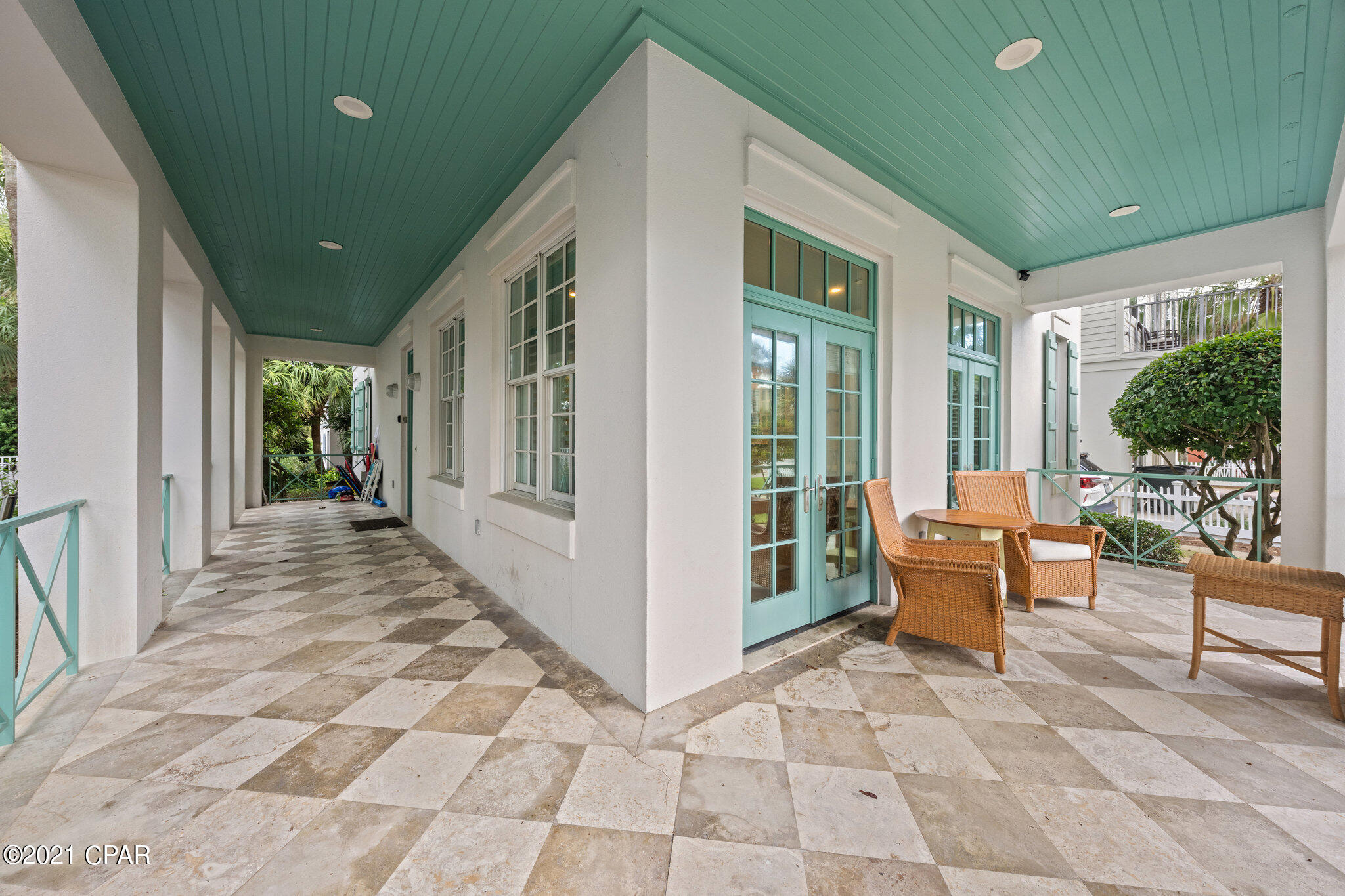 Frangista Beach - Residential