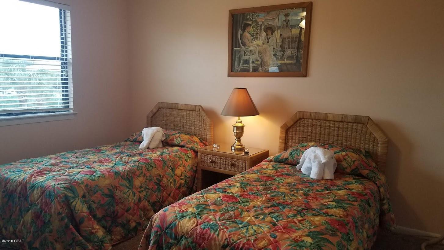 Edgewater Golf Villas I - Residential