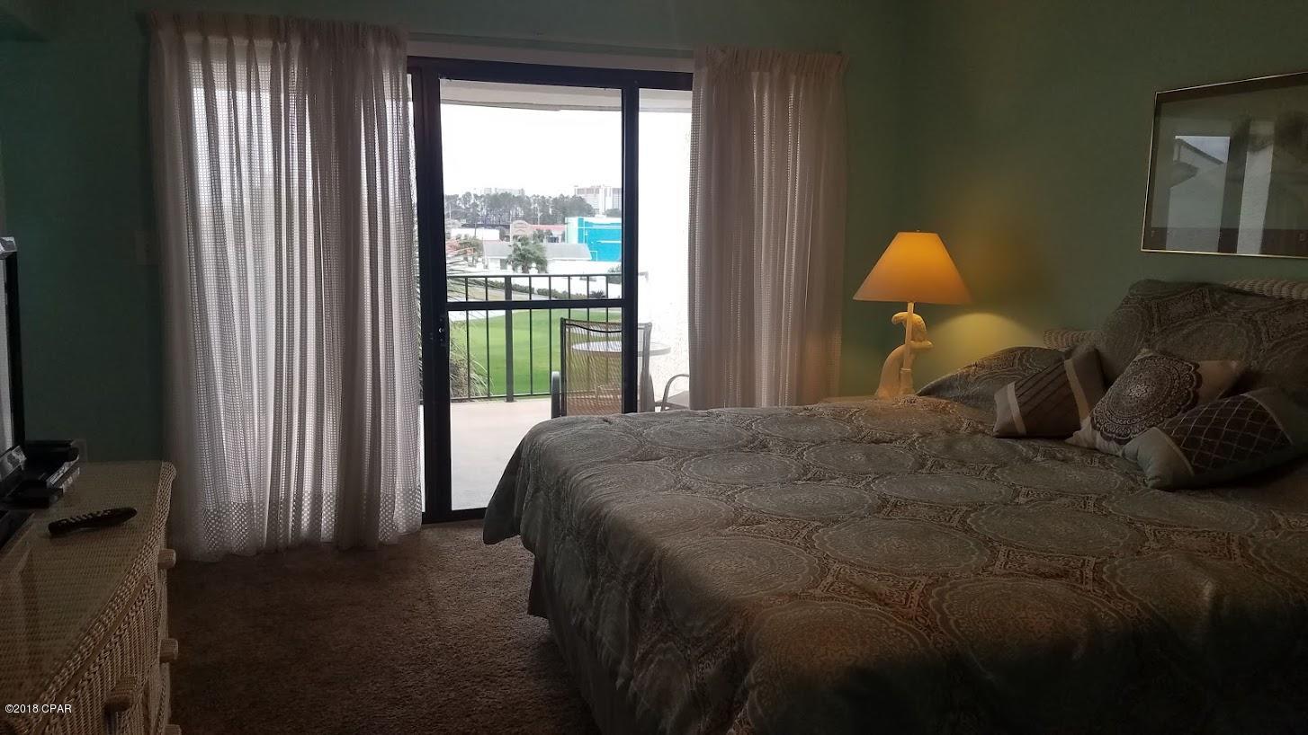 Edgewater Golf Villas I - Residential