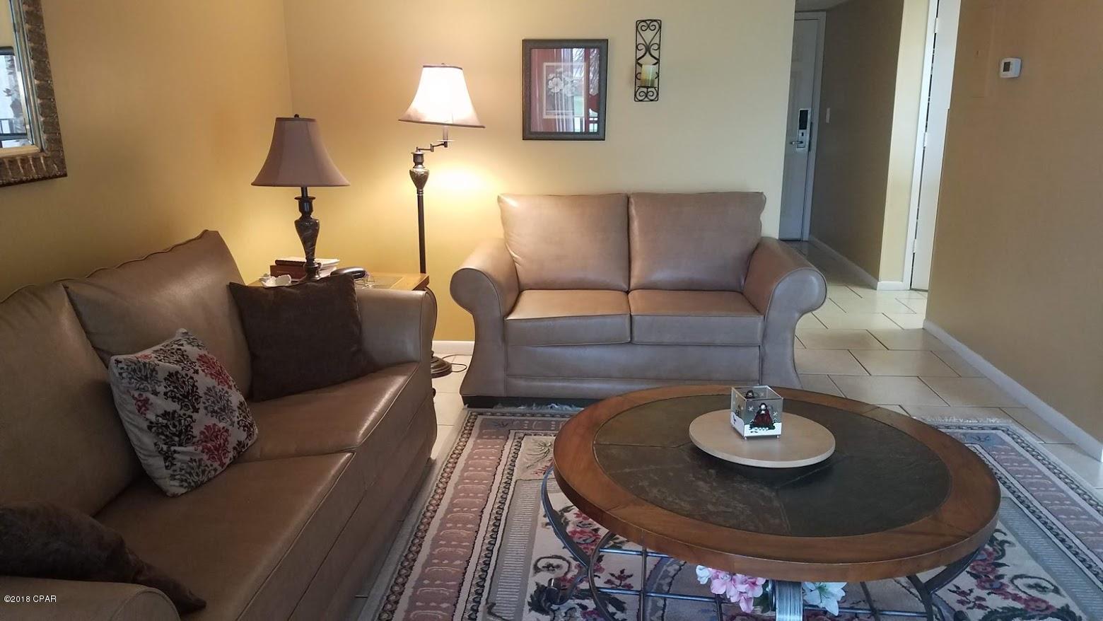 Edgewater Golf Villas I - Residential