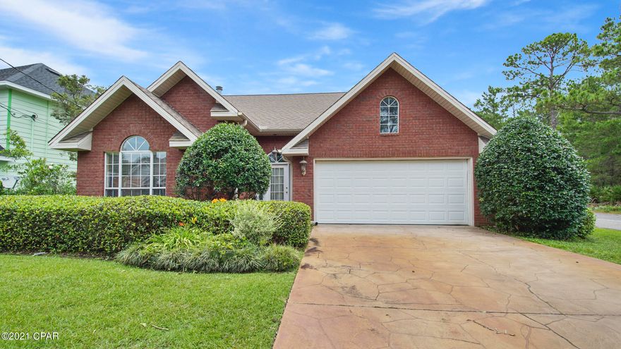 Come and see this brick ranch home on a great lakefront corner lot! This 3 bedroom, 2 bath home would make for the perfect full-time residence, a 2nd home or a rental property. The open concept kitchen, eating area and living room makes it great for entertaining. This well equipped kitchen offers tons of natural light, solid surface countertops, lots of cabinets and counter space a breakfast bar and pantry. Great corner fireplace in the living room adds to ambience and warmth on those chilly days. The spacious master bedroom features a double trey ceiling and walk-in closet while the ensuite bathroom offers double vanities, a separate shower and garden tub. The split bedroom floorplan provides for 2 nicely sized bedrooms sharing a hallway bath. Enjoy your morning cup of coffee experiencing the serenity and peaceful sounds of birds and frogs singing in your bug-free screened porch as you enjoy the lake view in addition to privacy from the fenced side and back yard. An added bonus is no HOA fees! Close to Destin Commons shops/restaurants and the beaches! Come see today as this home will not last long! Professional photos coming