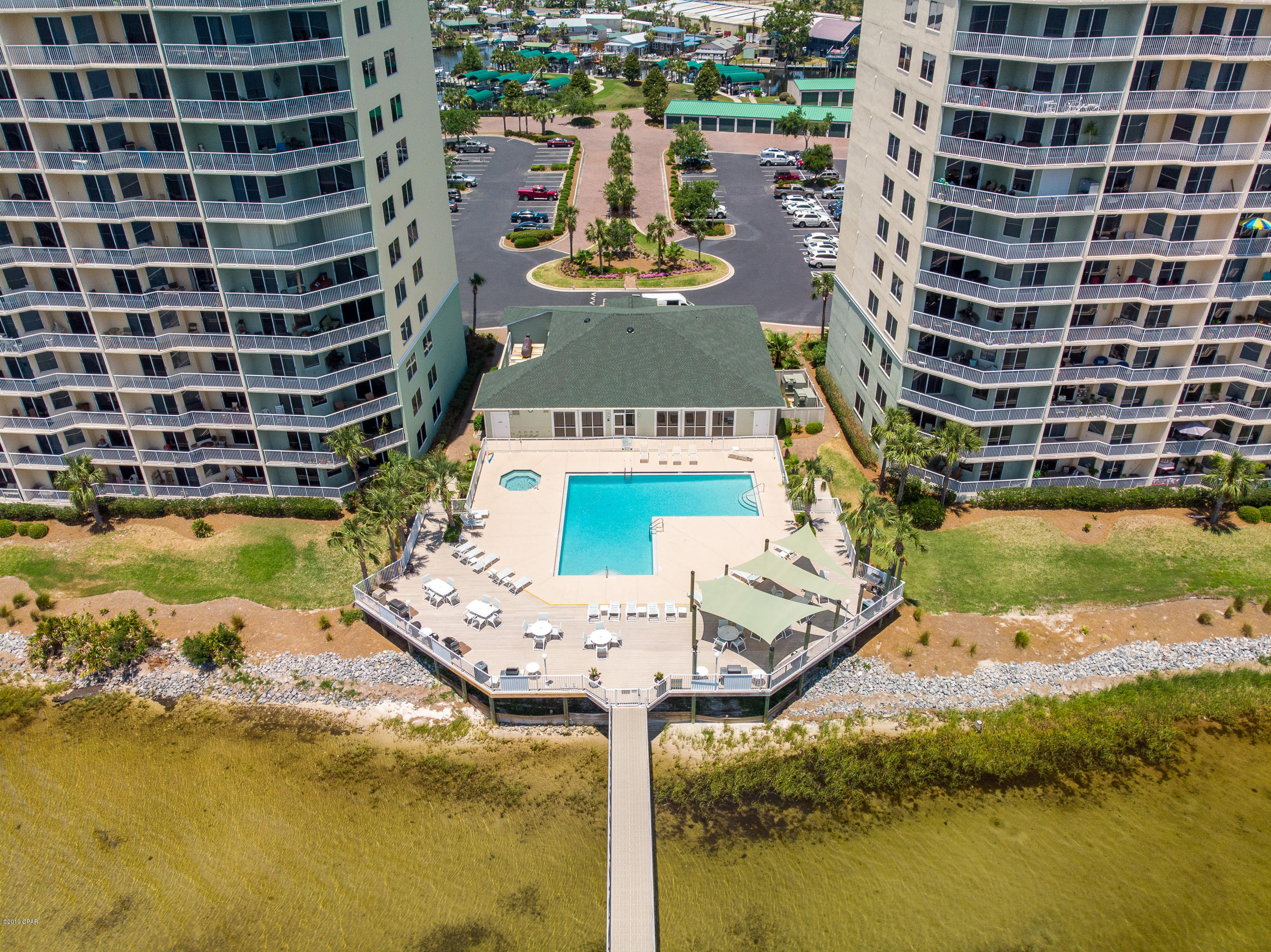 Hibiscus By The Bay - Residential