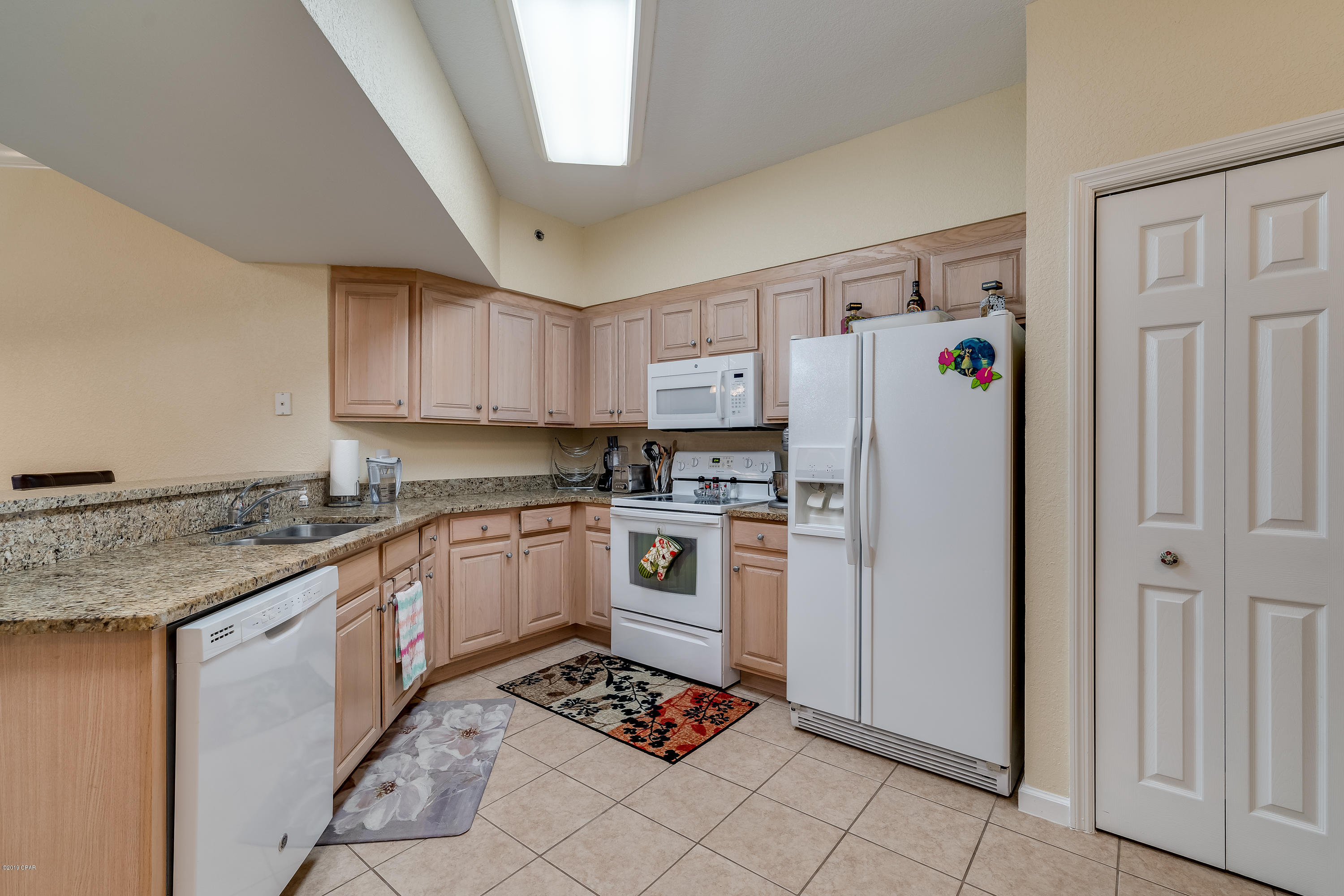 Hibiscus By The Bay - Residential