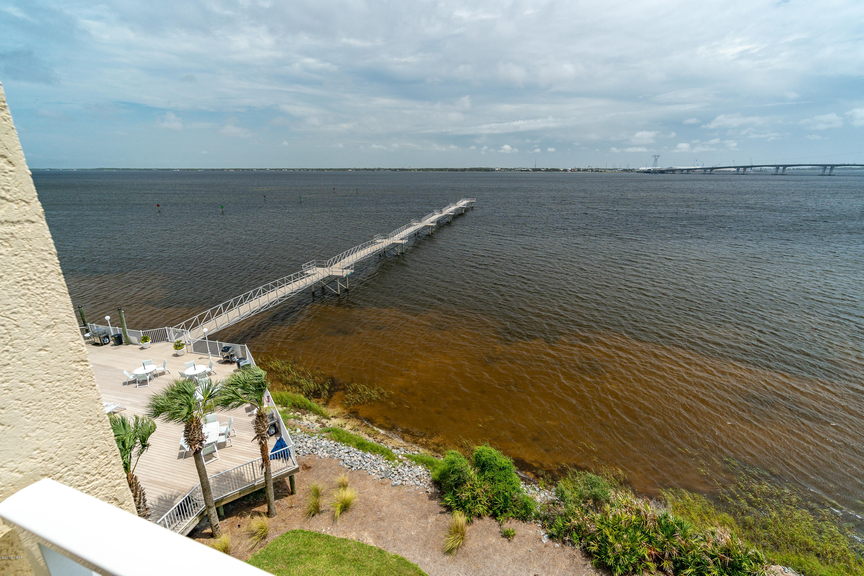 Hibiscus By The Bay - Residential