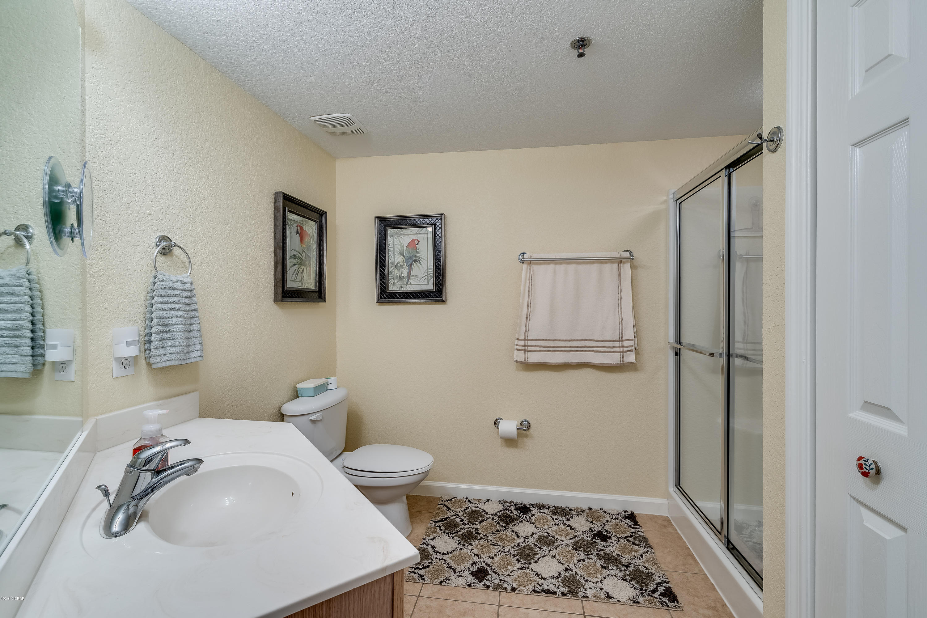 Hibiscus By The Bay - Residential