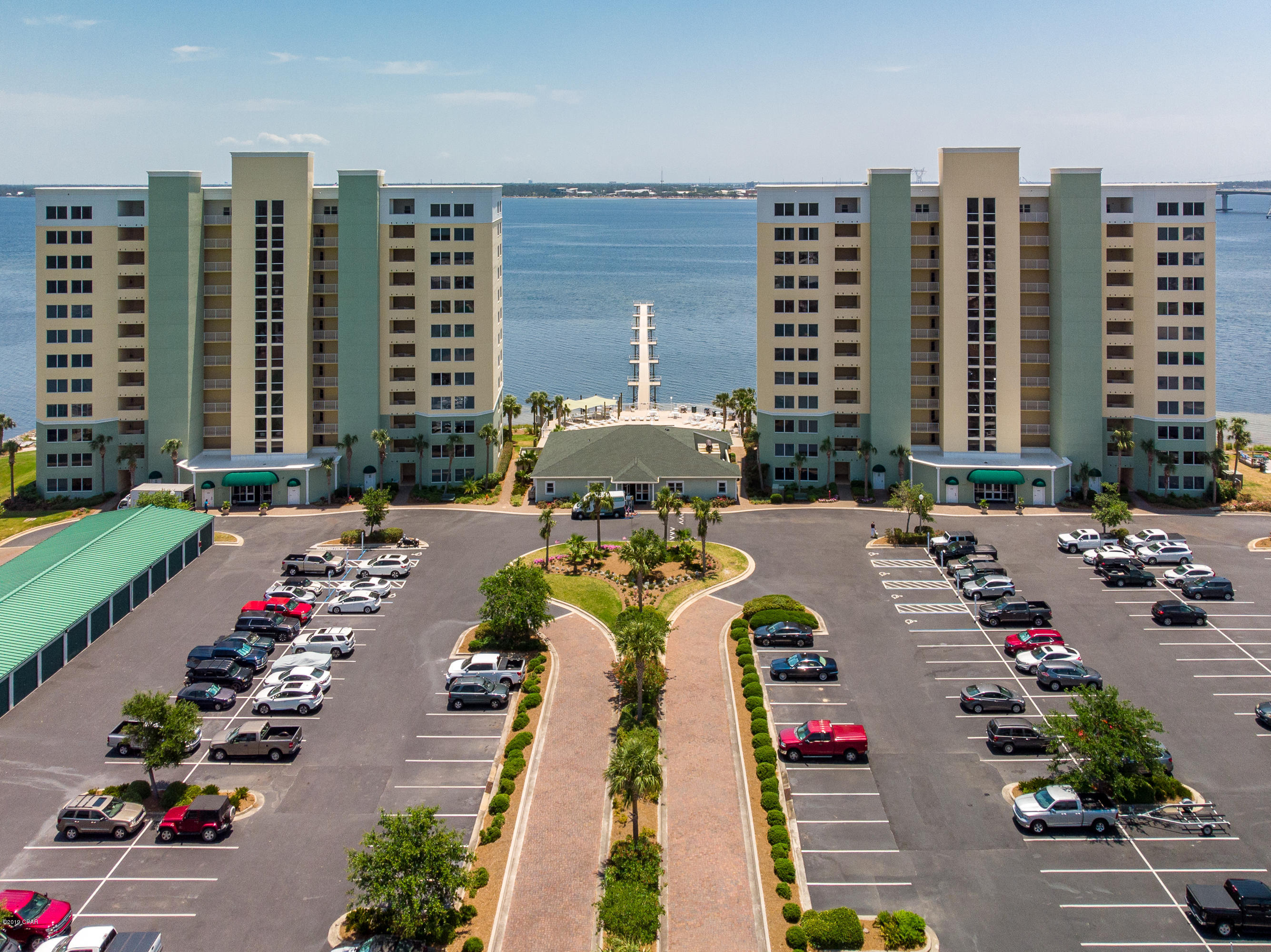 Hibiscus By The Bay - Residential