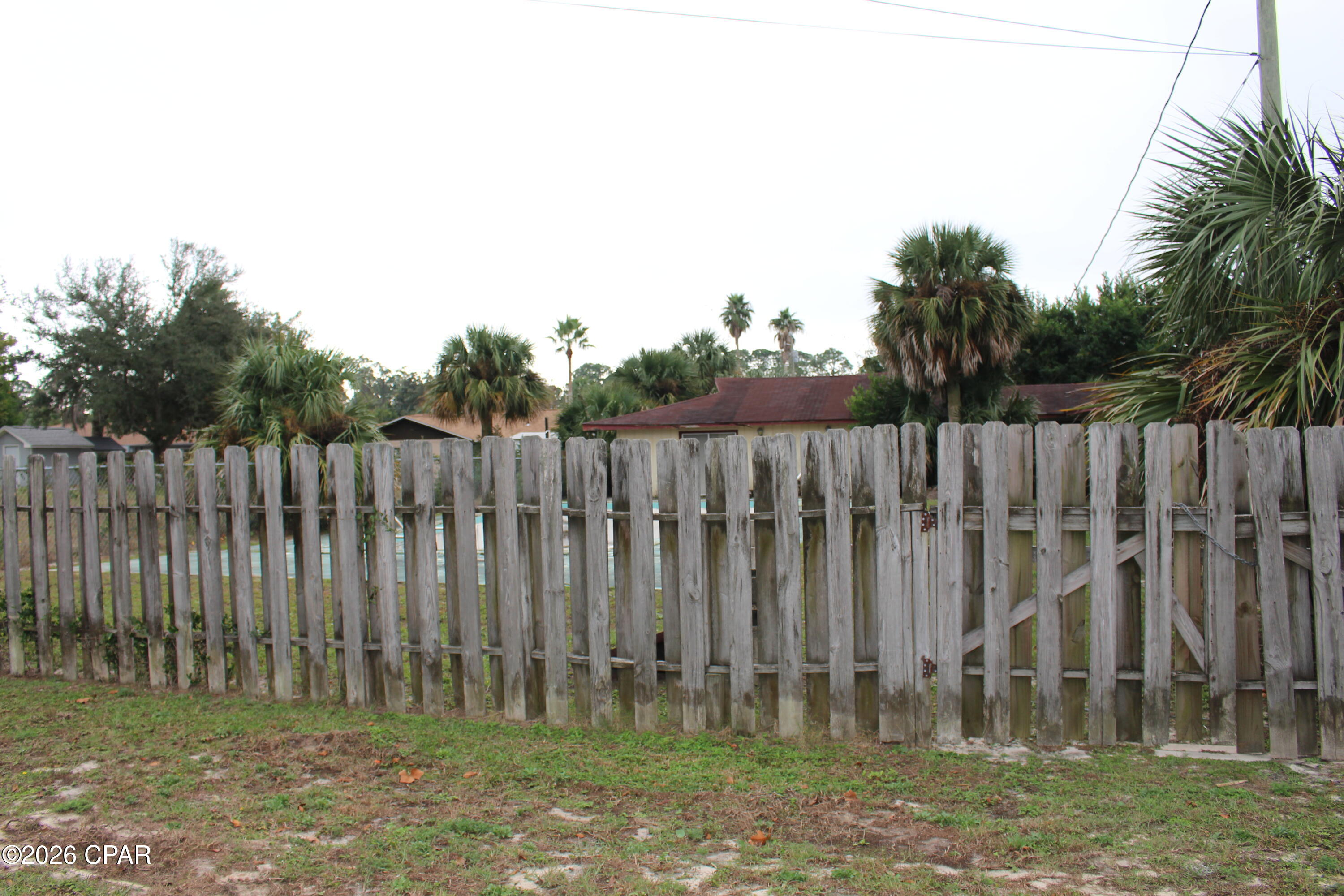 Diamond Head-Lakeside - Residential