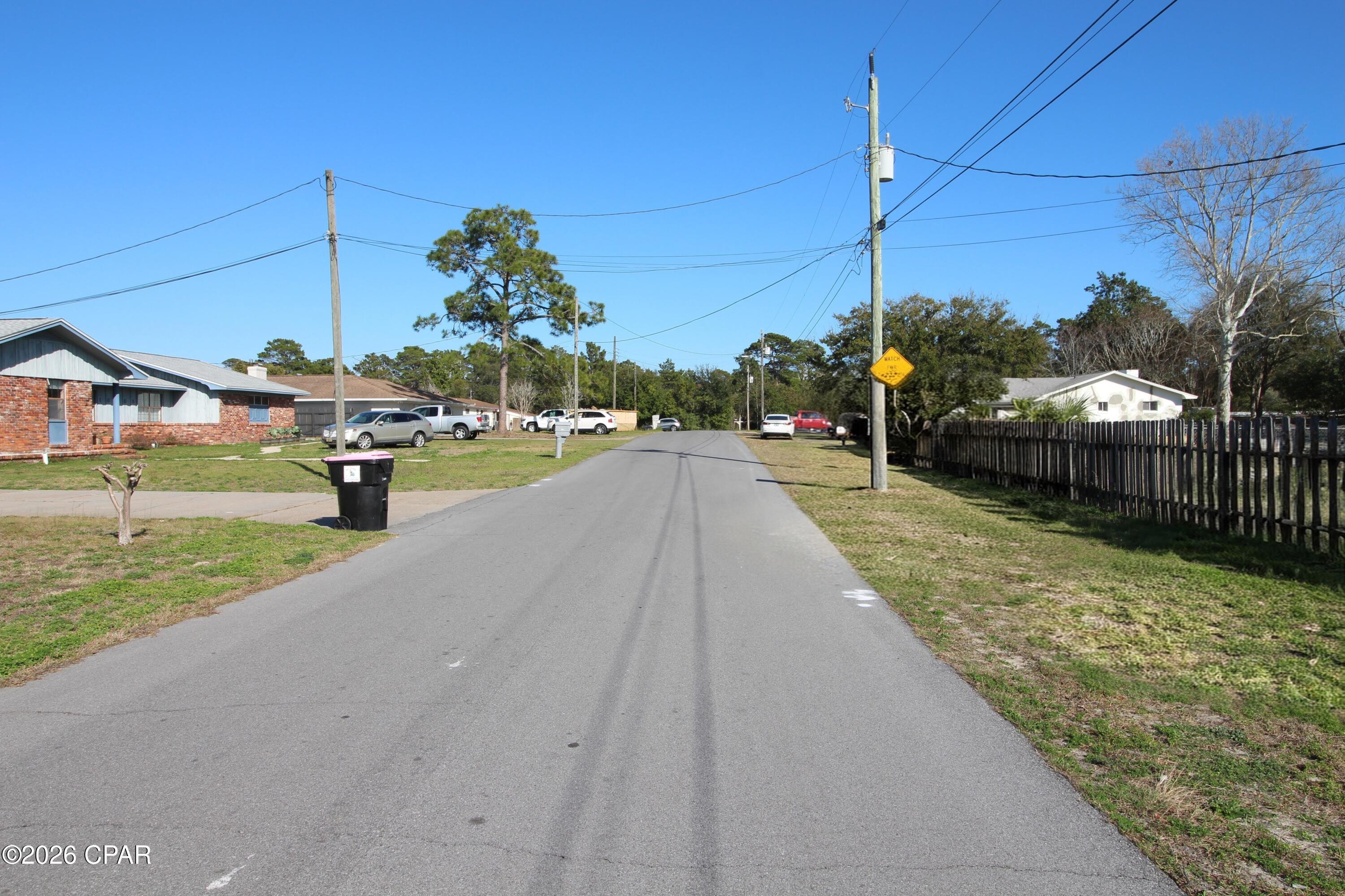 Diamond Head-Lakeside - Residential