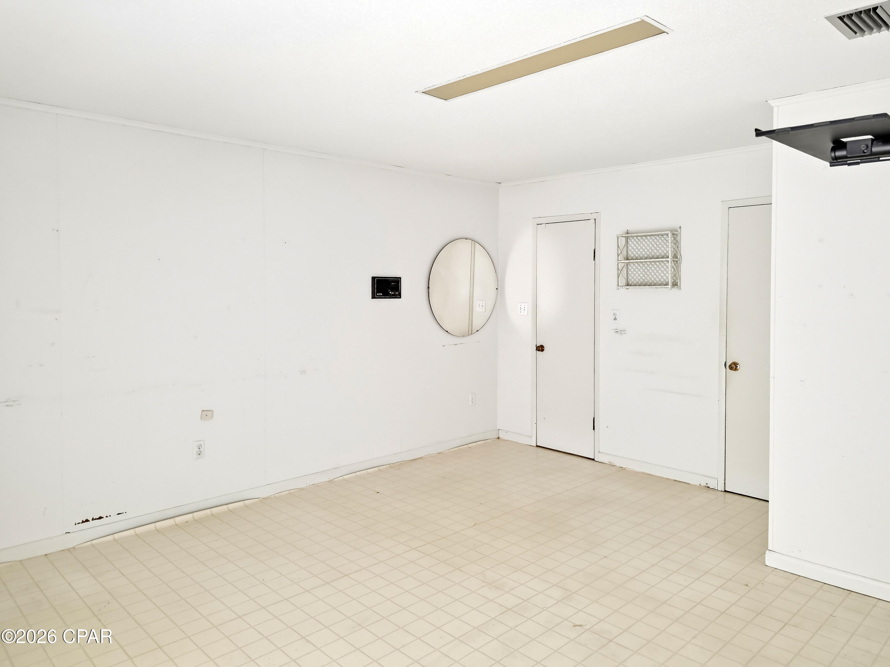 Diamond Head-Lakeside - Residential