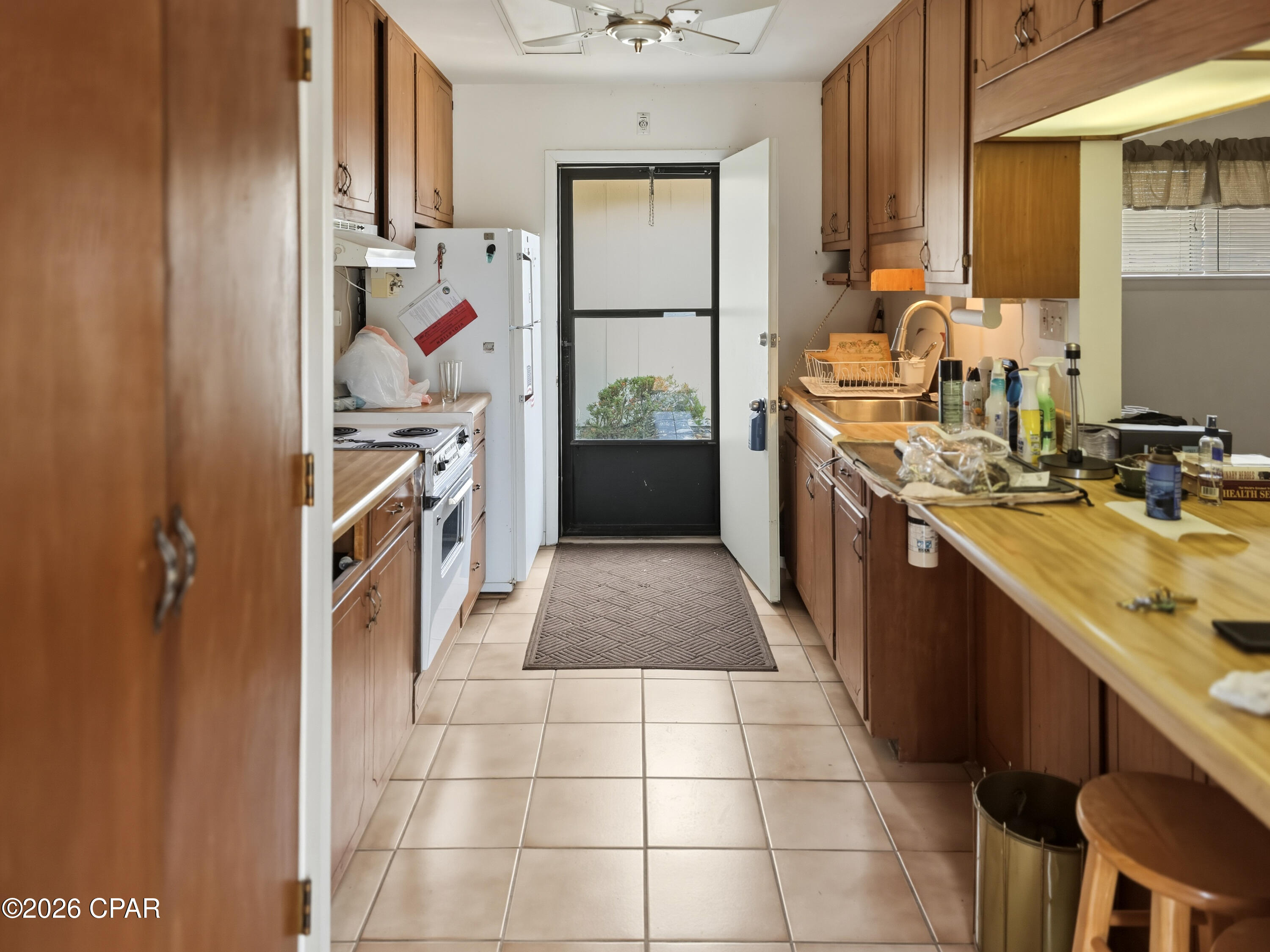 Diamond Head-Lakeside - Residential