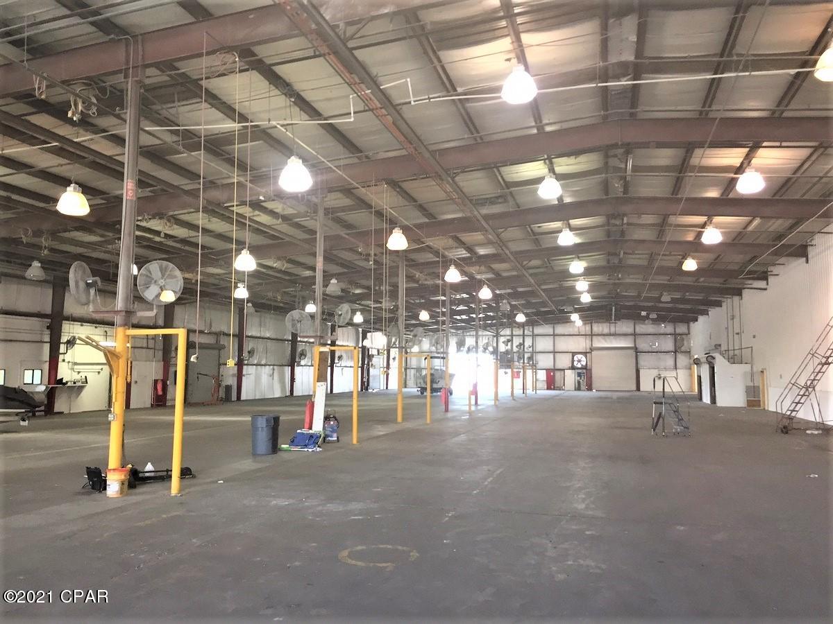 [No Recorded Subdiv] - Commercial Lease