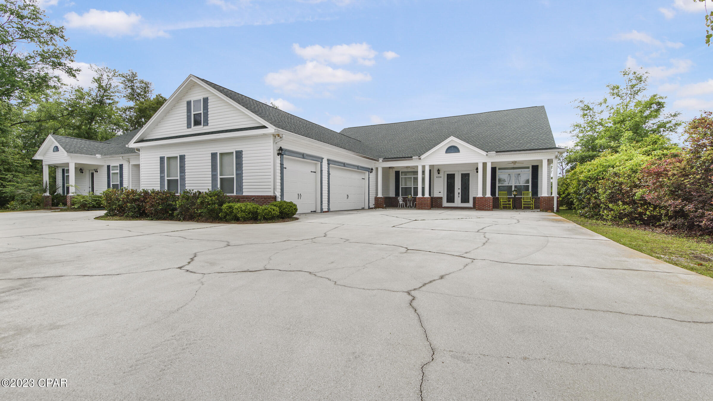 Imperial Oaks - Residential