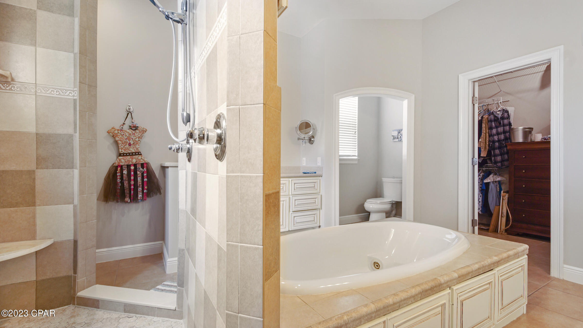 Imperial Oaks - Residential