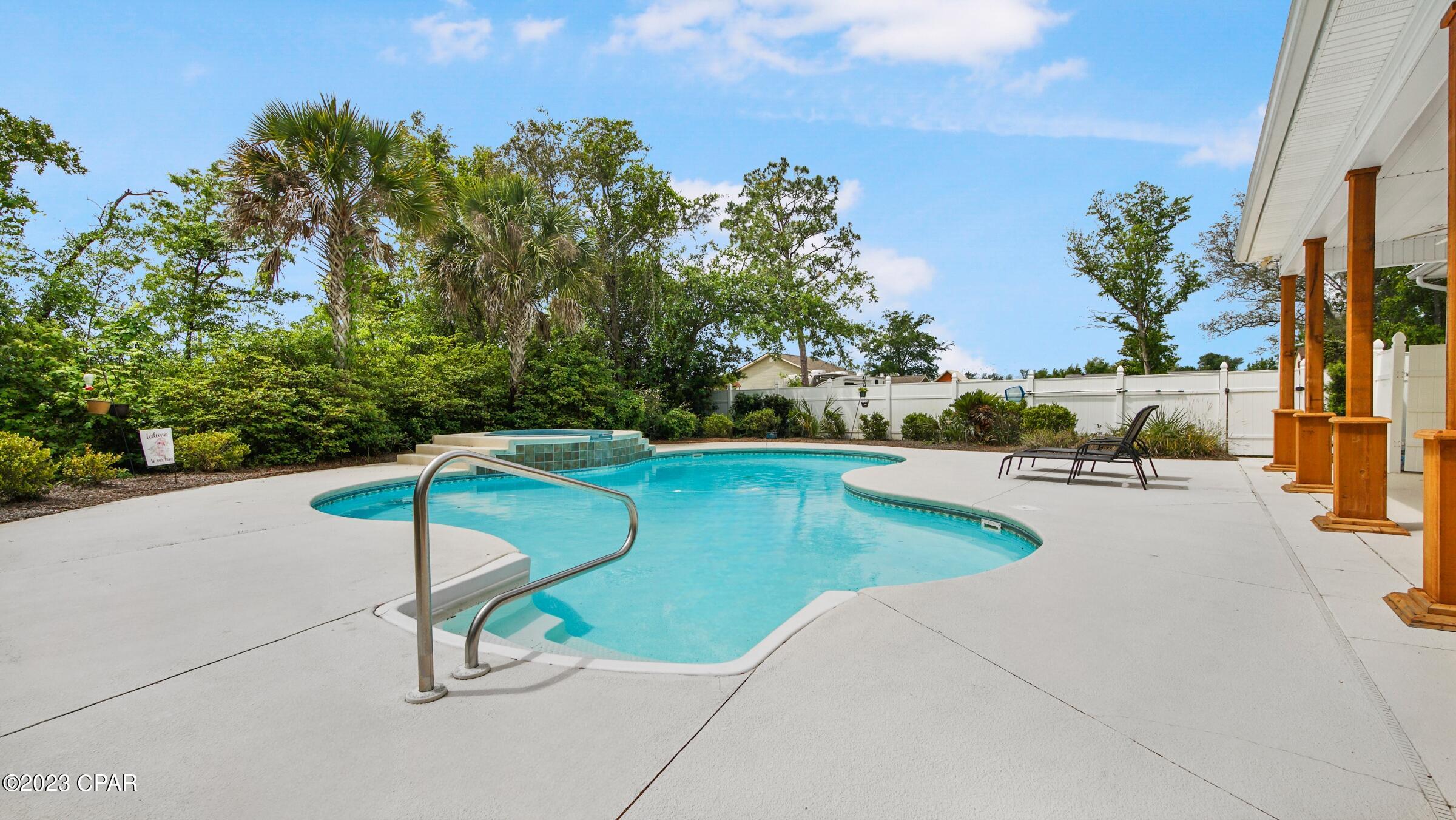 Imperial Oaks - Residential