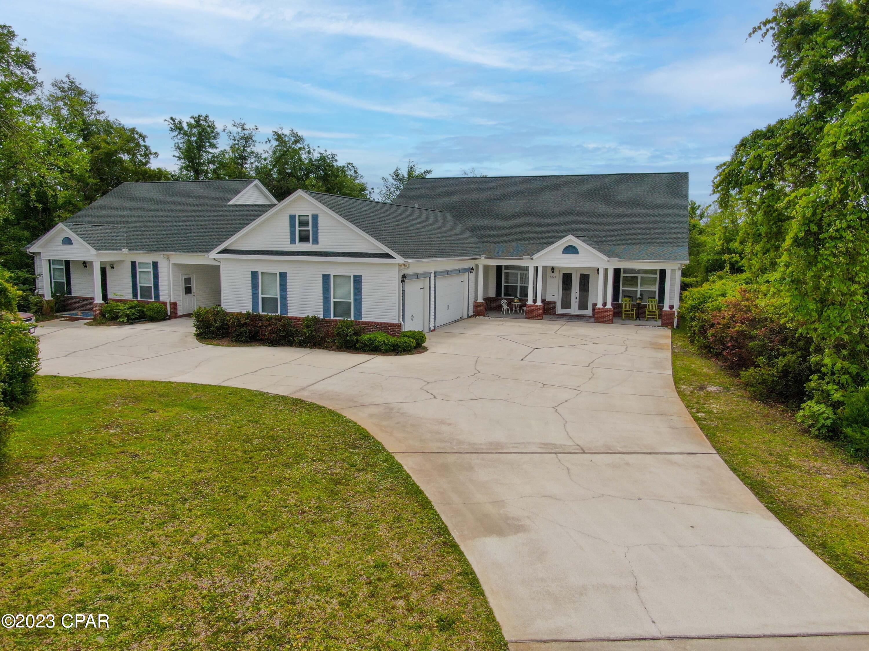 Imperial Oaks - Residential