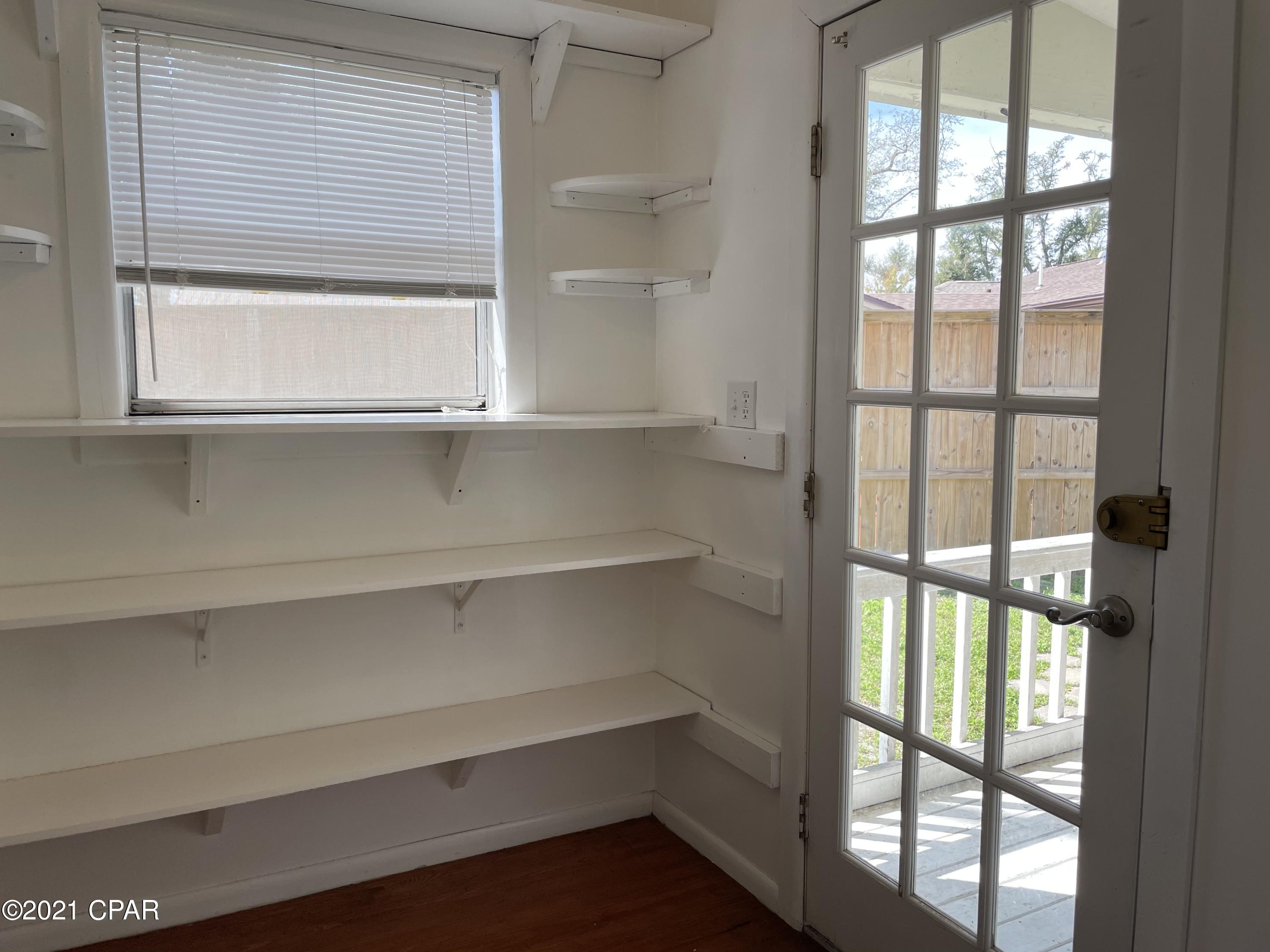 Cove Terrace 2nd Add - Residential