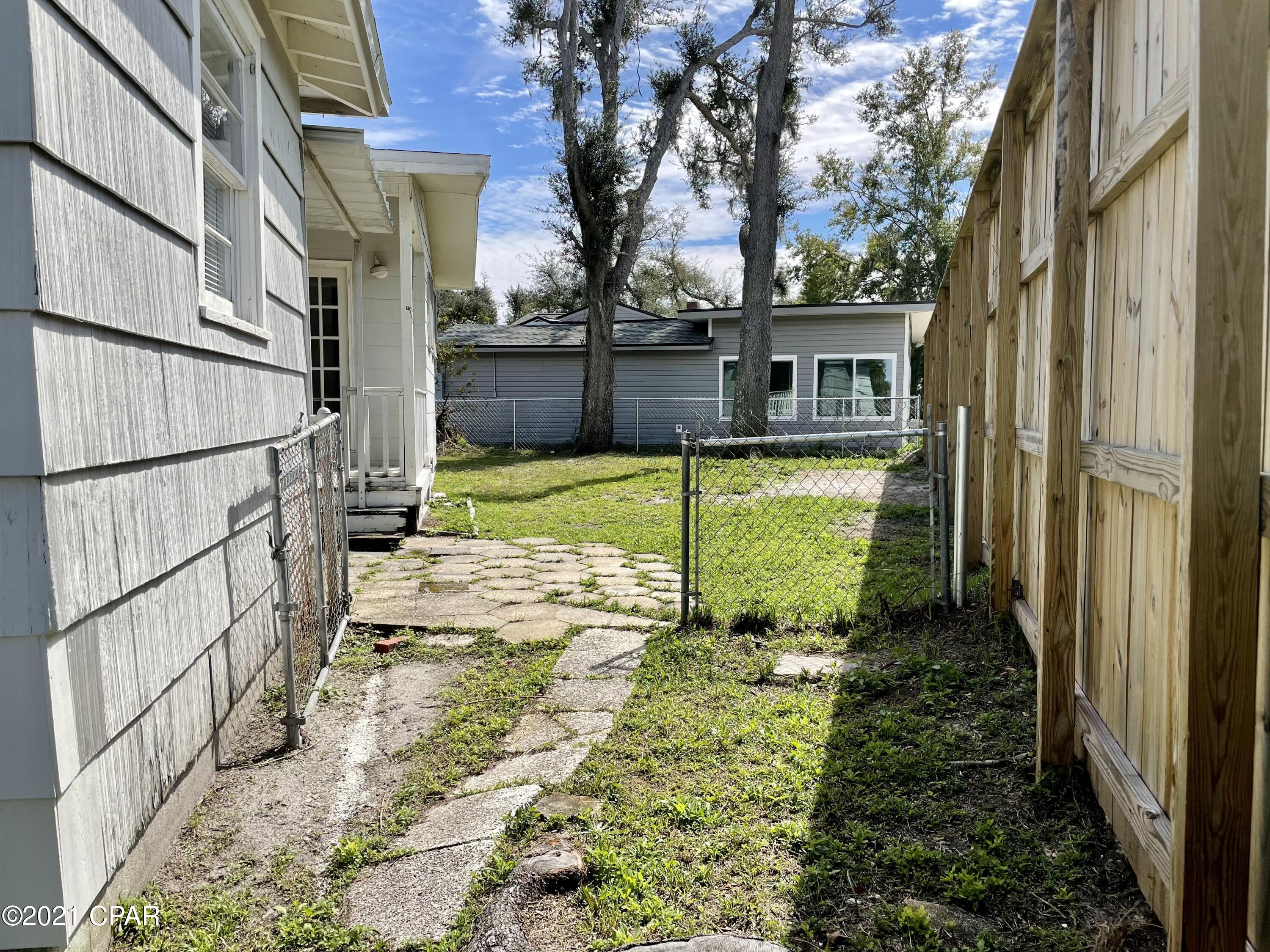 Cove Terrace 2nd Add - Residential