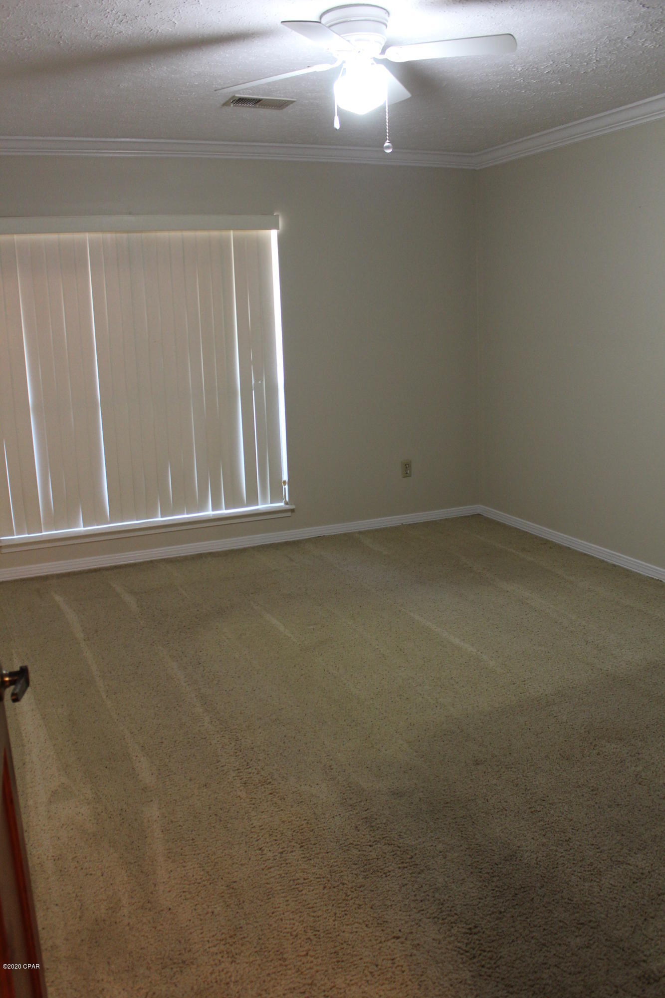 Blue Lagoon - Residential Lease