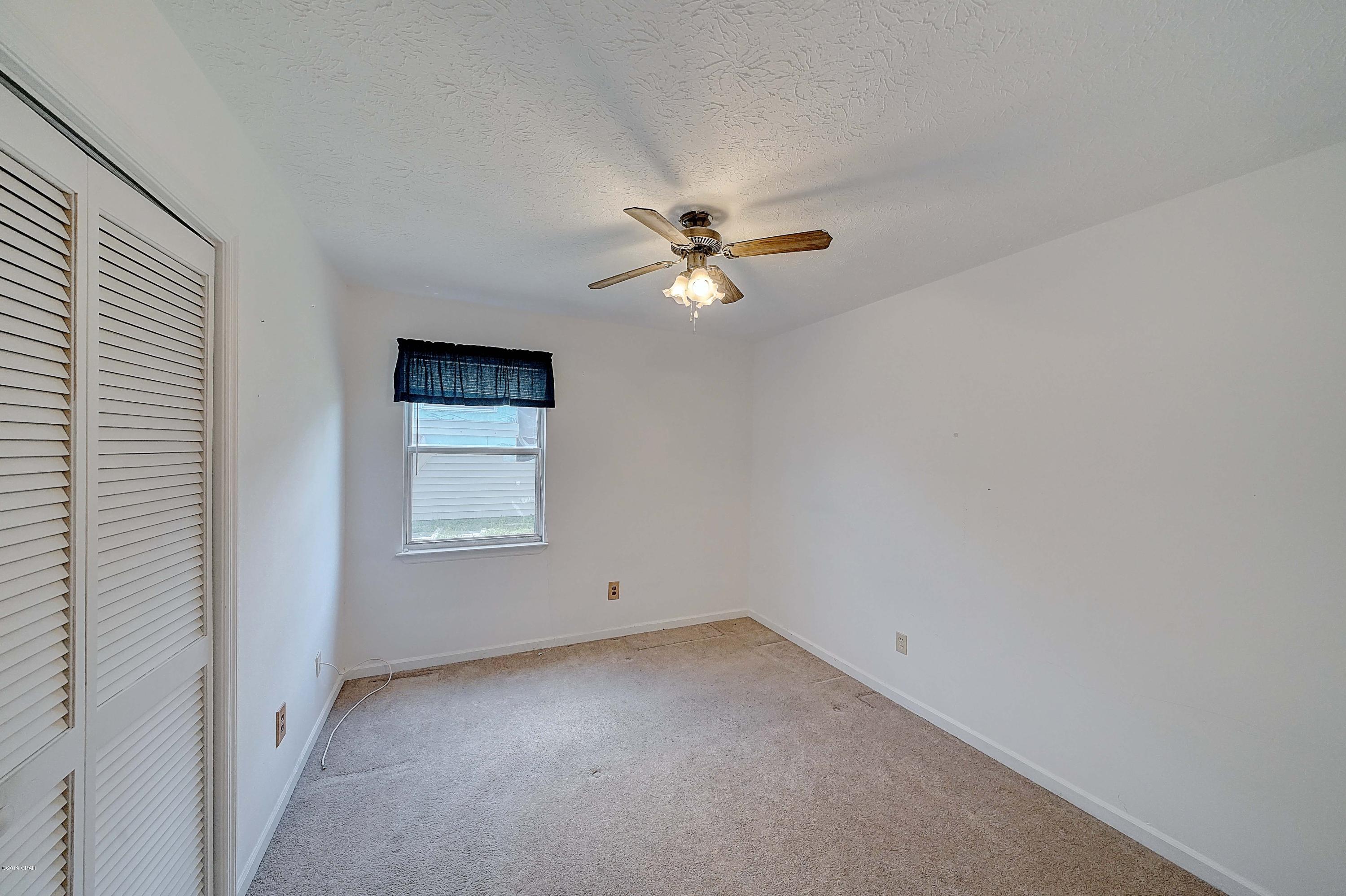 Shadow Bay Unt 3 & 4 - Residential